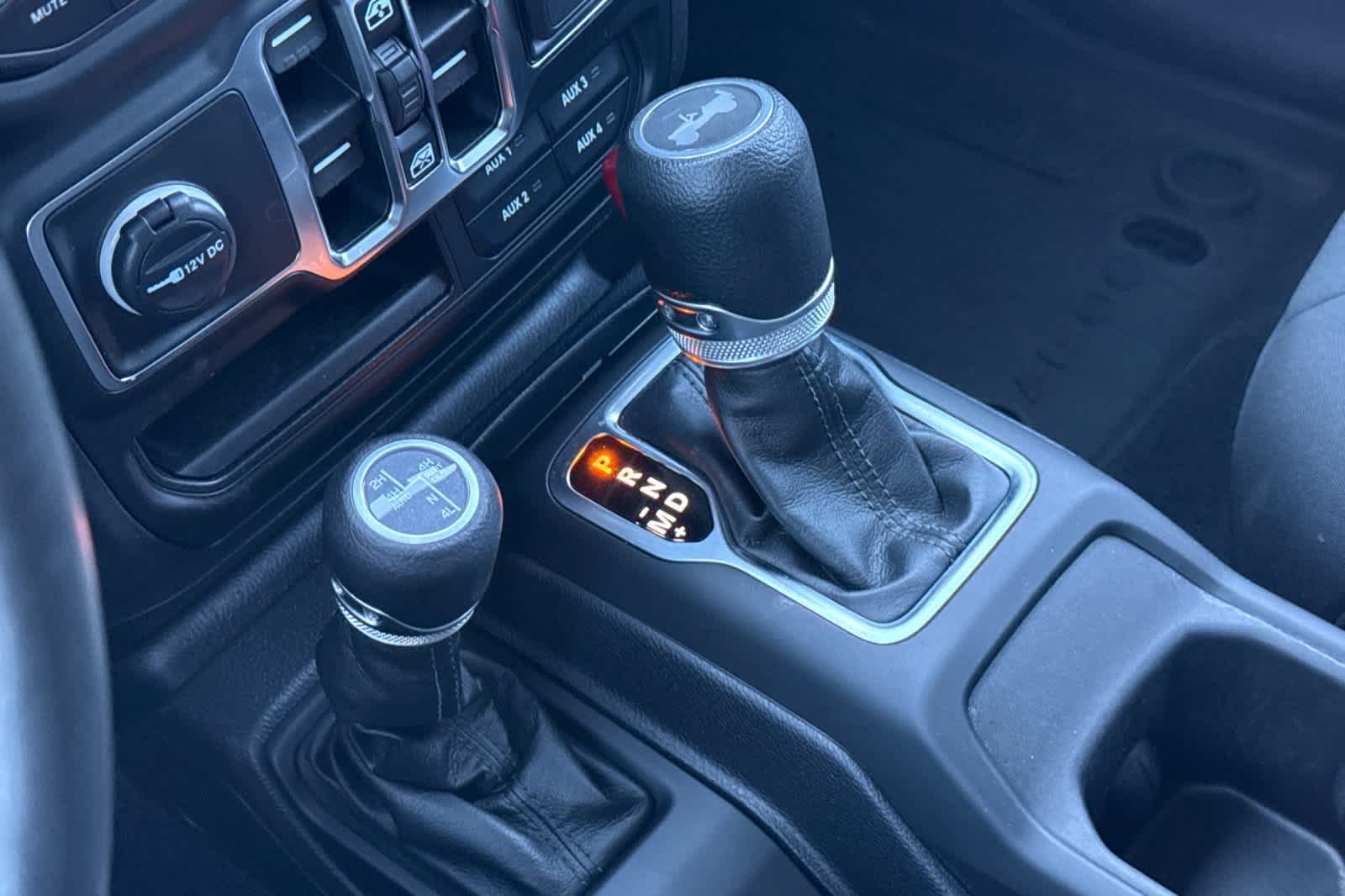 Thumbnail: 2023 Jeep Wrangler - 23