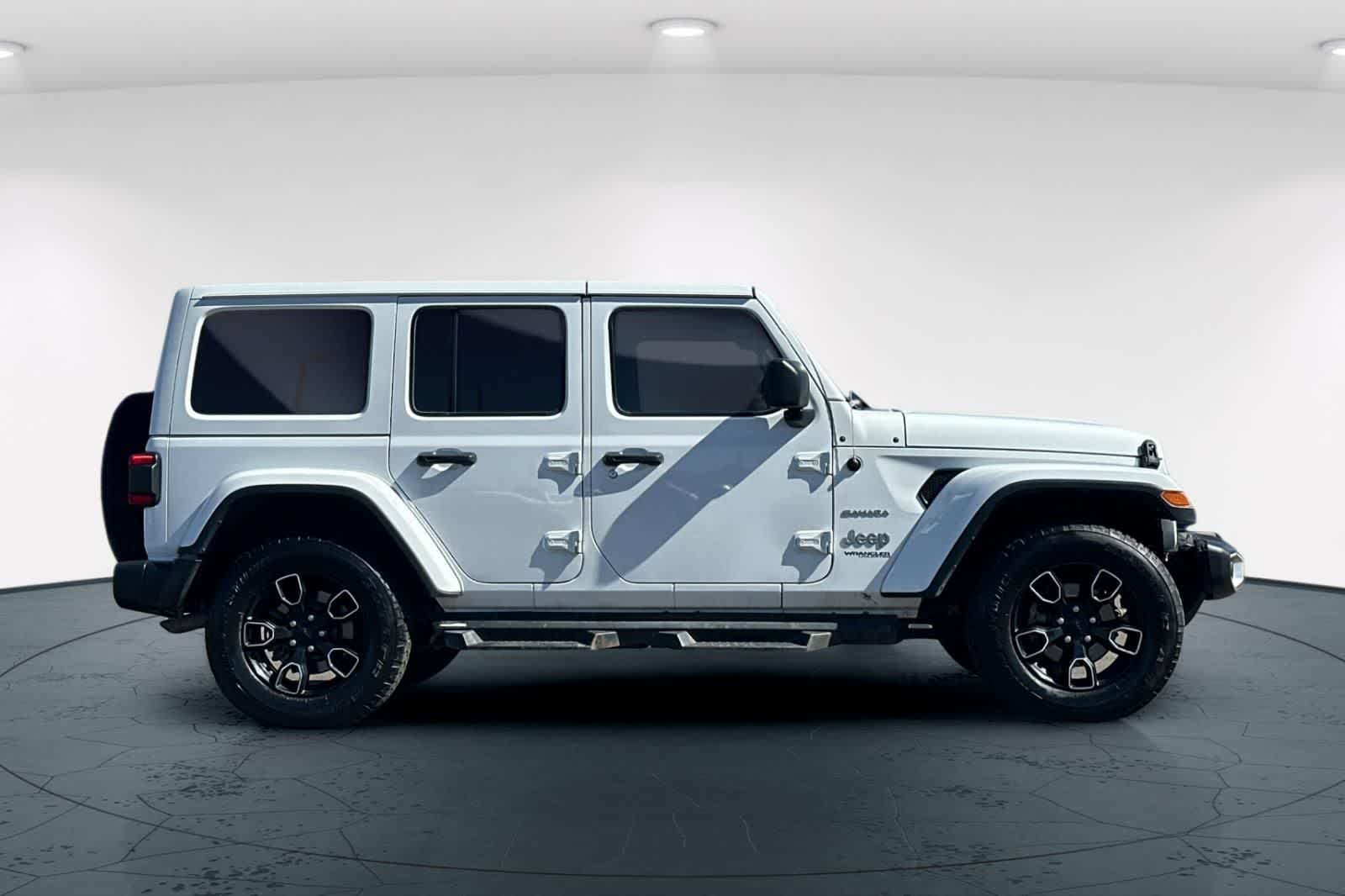 Thumbnail: 2020 Jeep Wrangler - 6