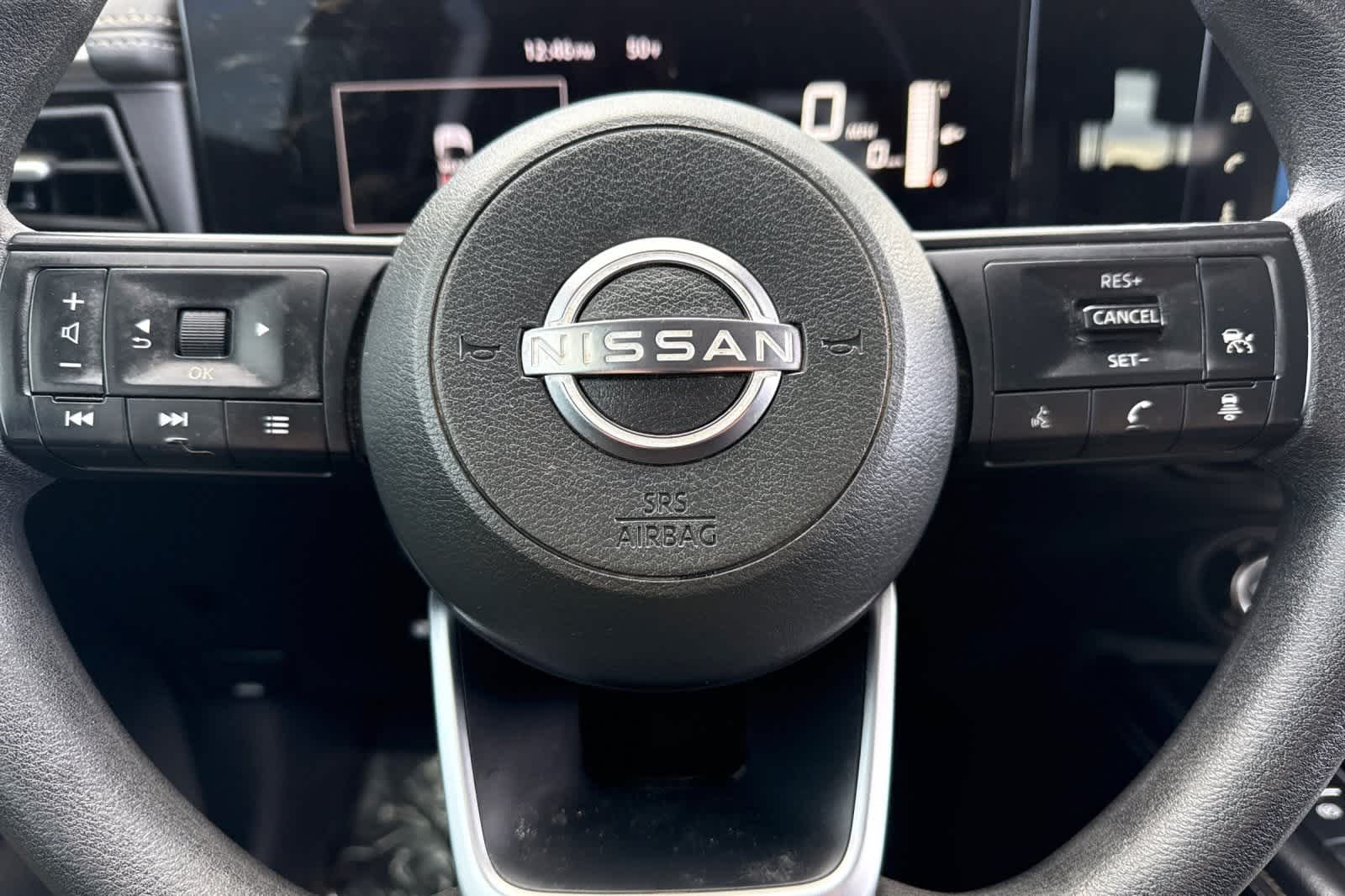 Thumbnail: 2025 Nissan Kicks - 24