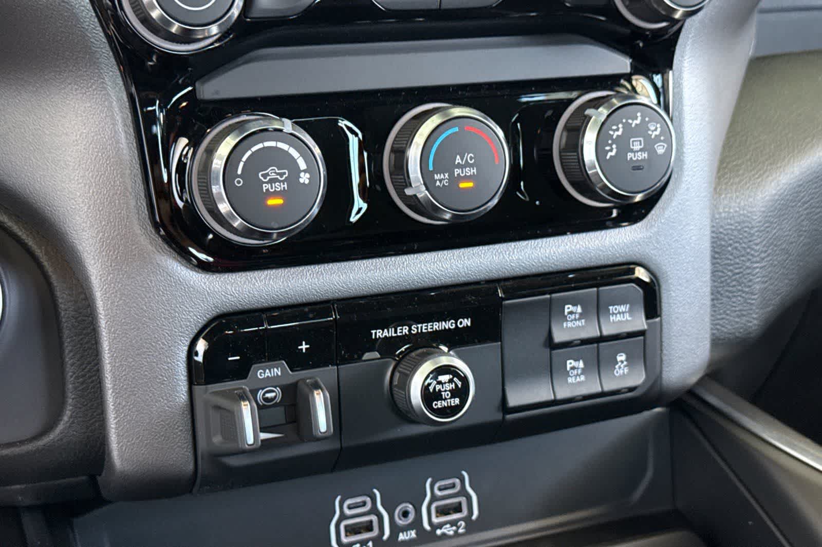 Thumbnail: 2026 RAM 1500 - 21