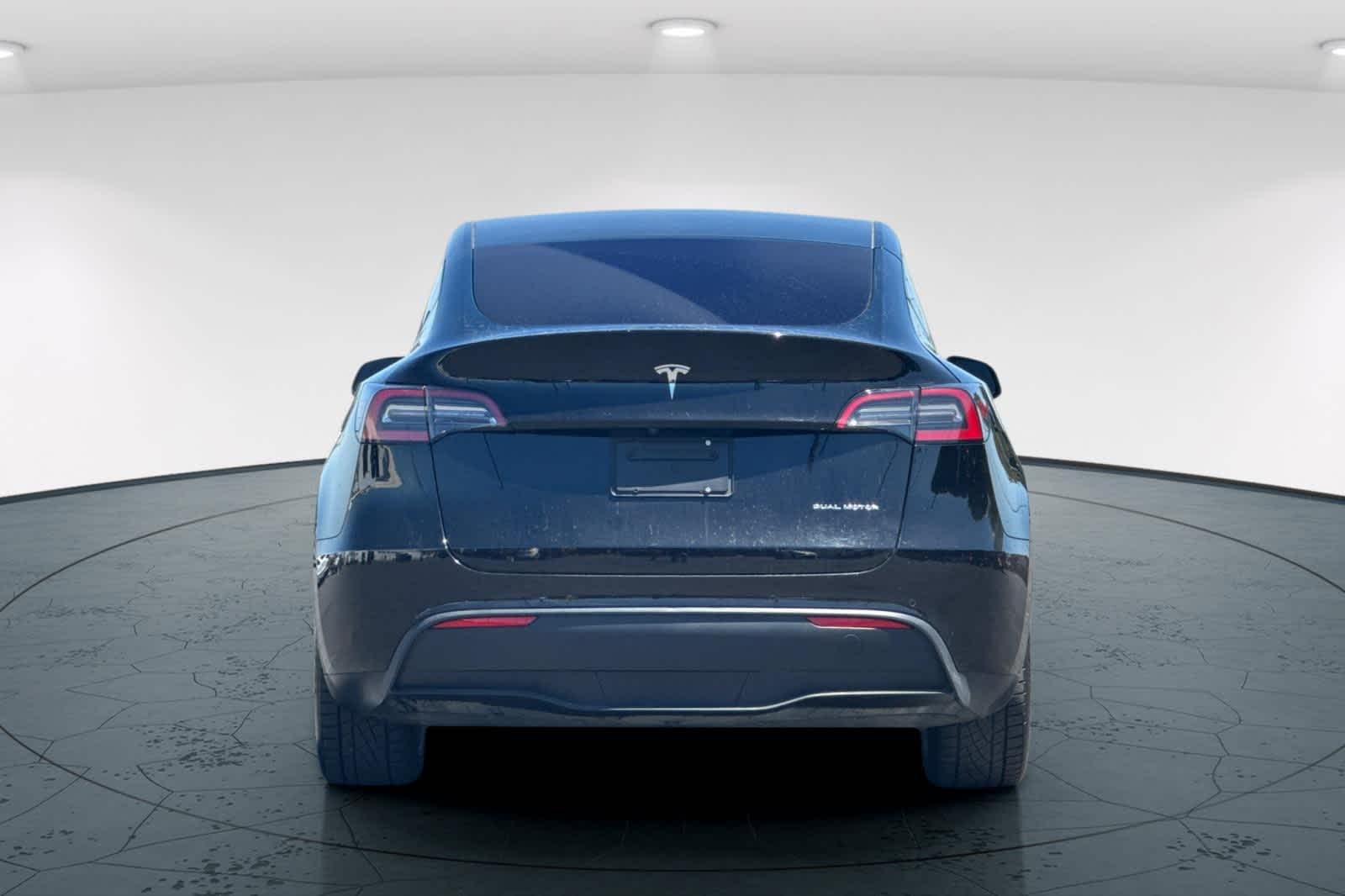 Thumbnail: 2022 Tesla Model Y - 7