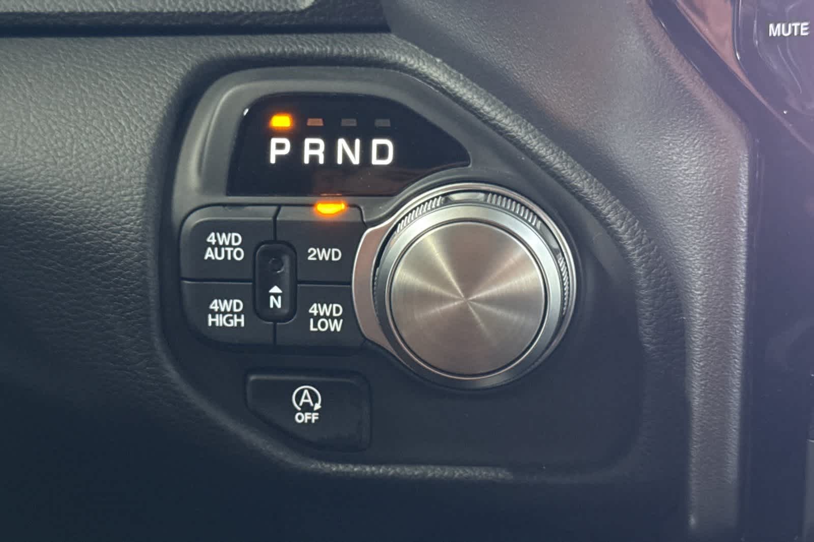 Thumbnail: 2025 RAM 1500 - 23