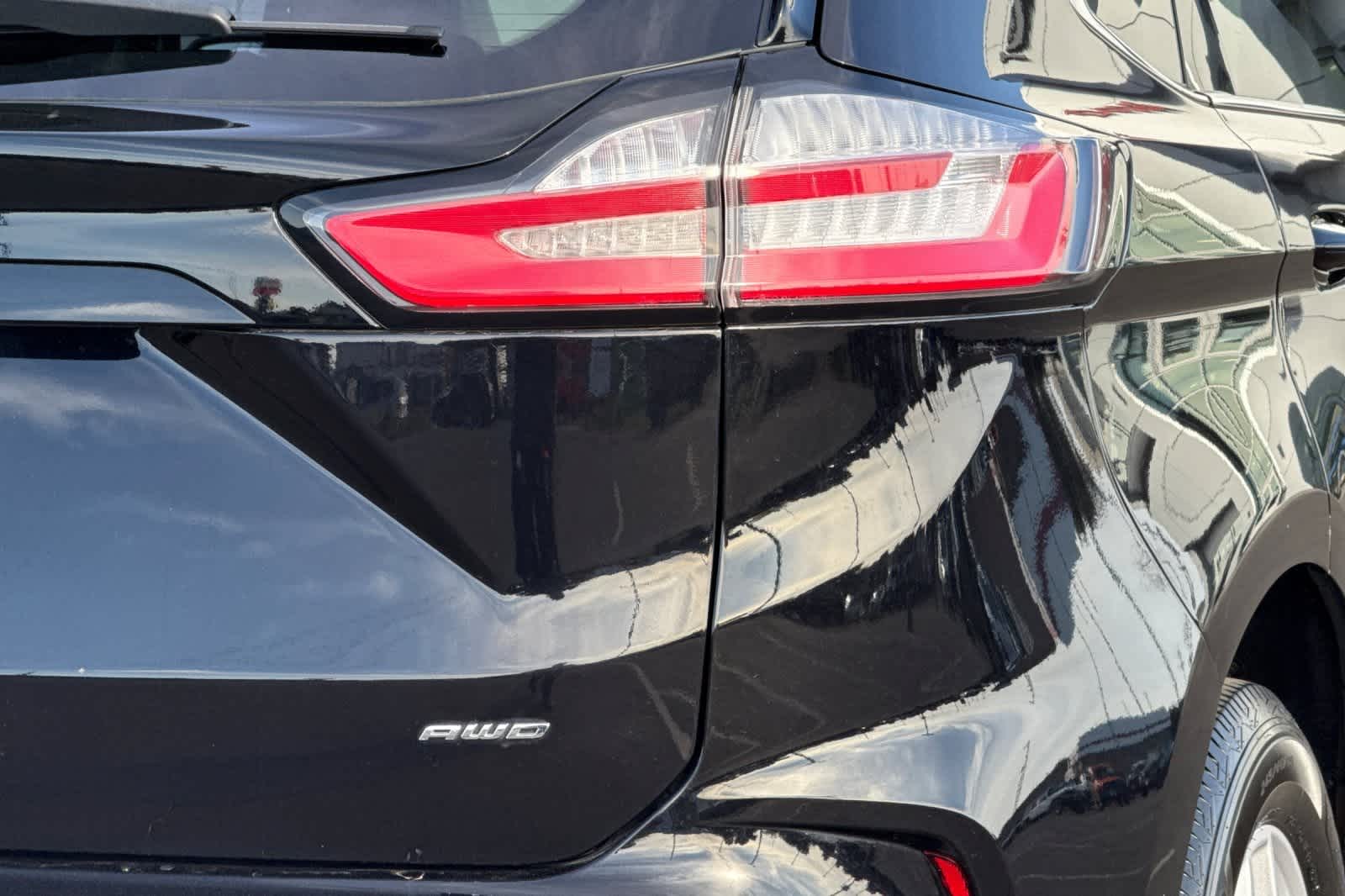 Thumbnail: 2022 Ford Edge - 31