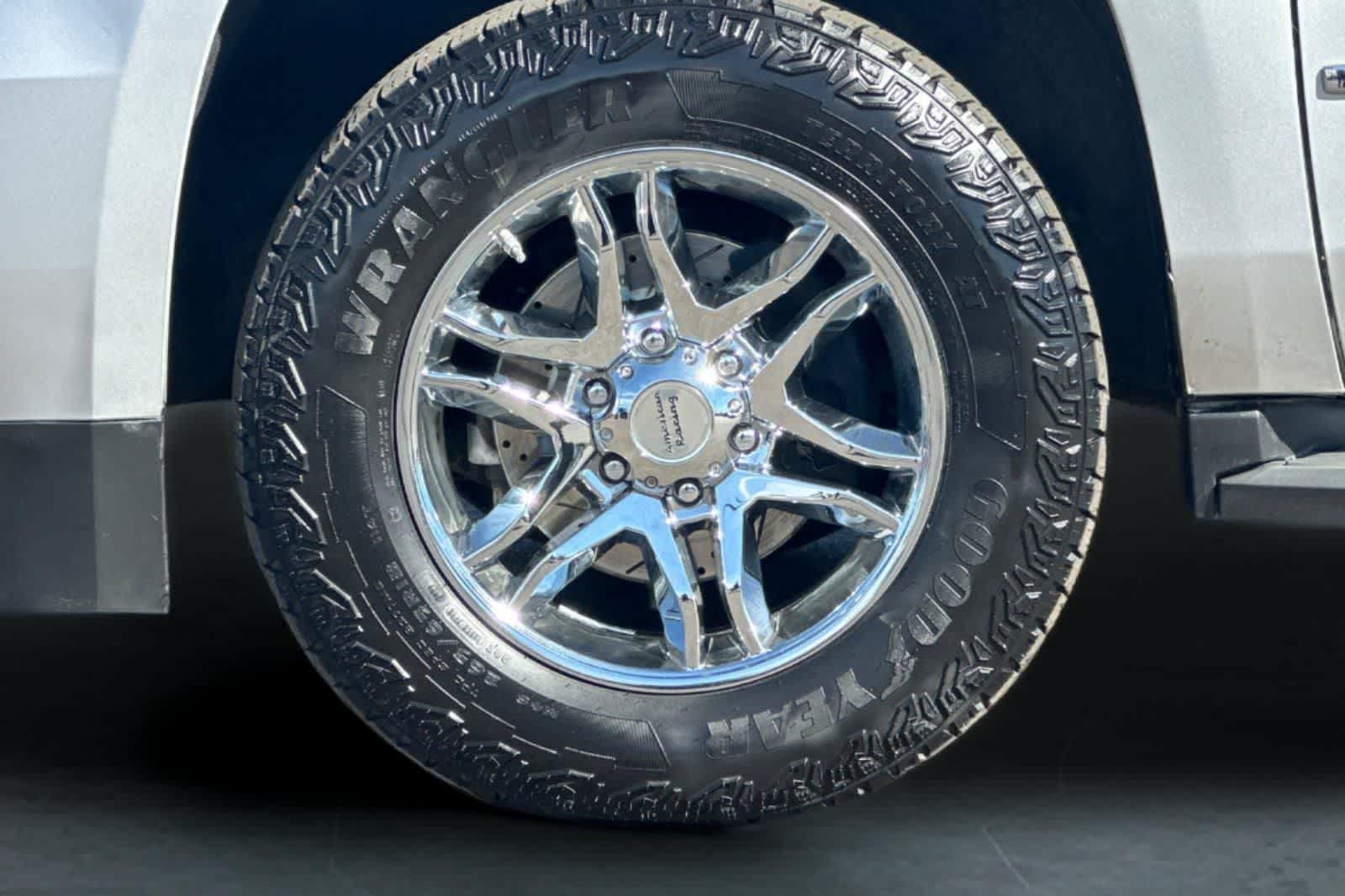 Thumbnail: 2020 Chevrolet Tahoe - 30