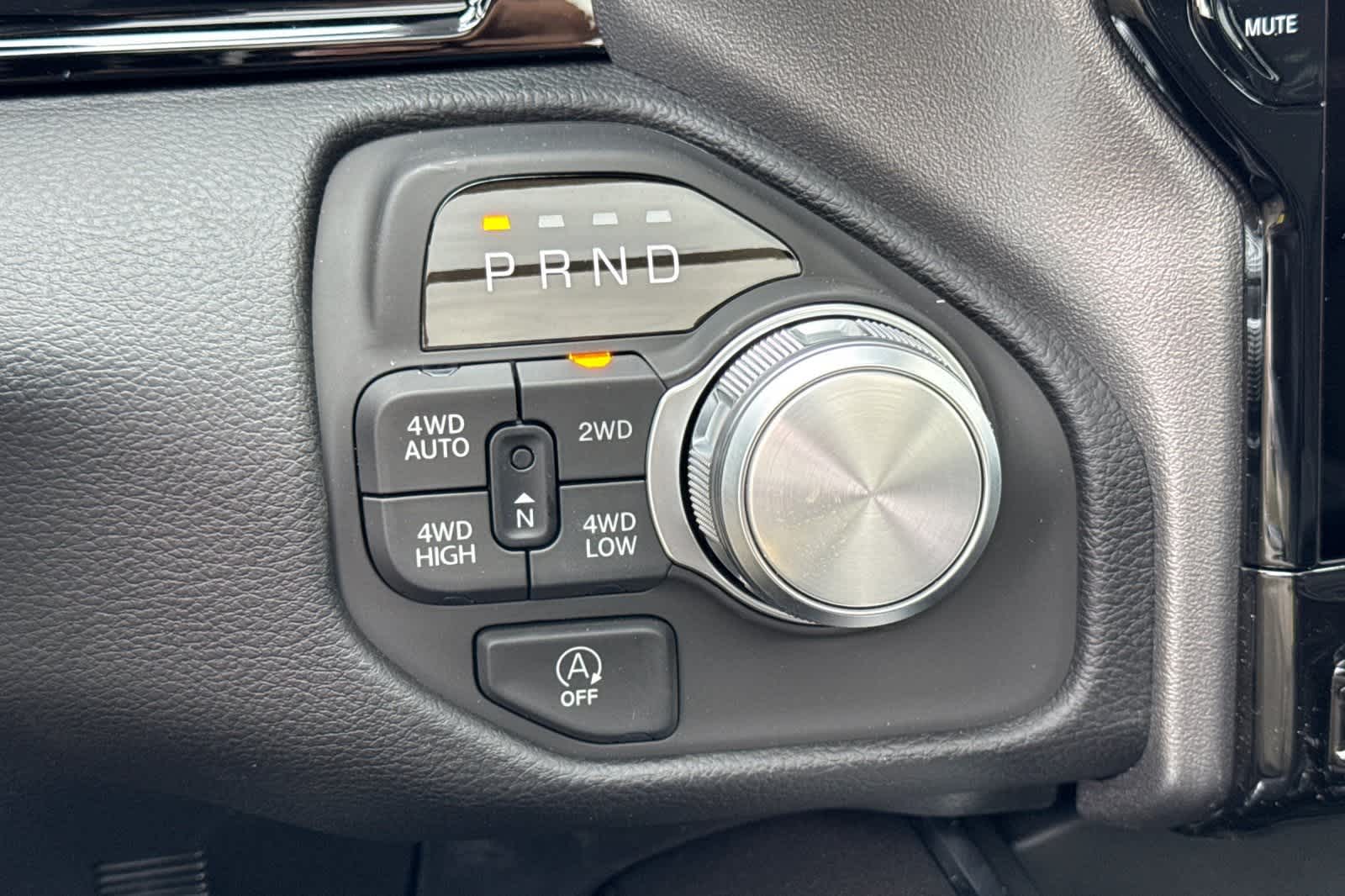 Thumbnail: 2025 RAM 1500 - 23