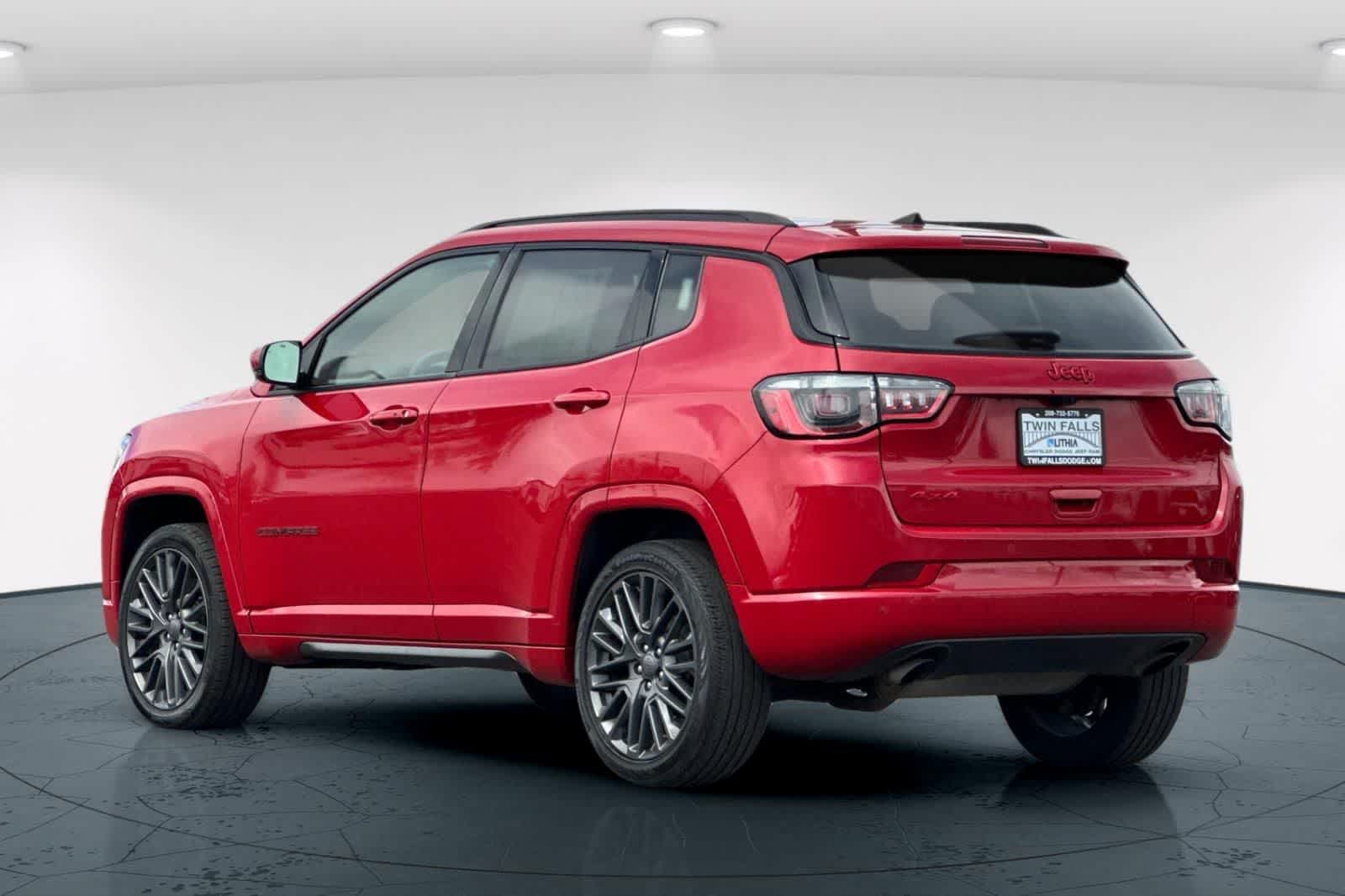 Thumbnail: 2023 Jeep Compass - 8