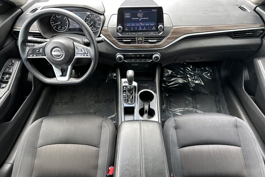 Used 2024 Nissan Altima 2.5 SV Sedan