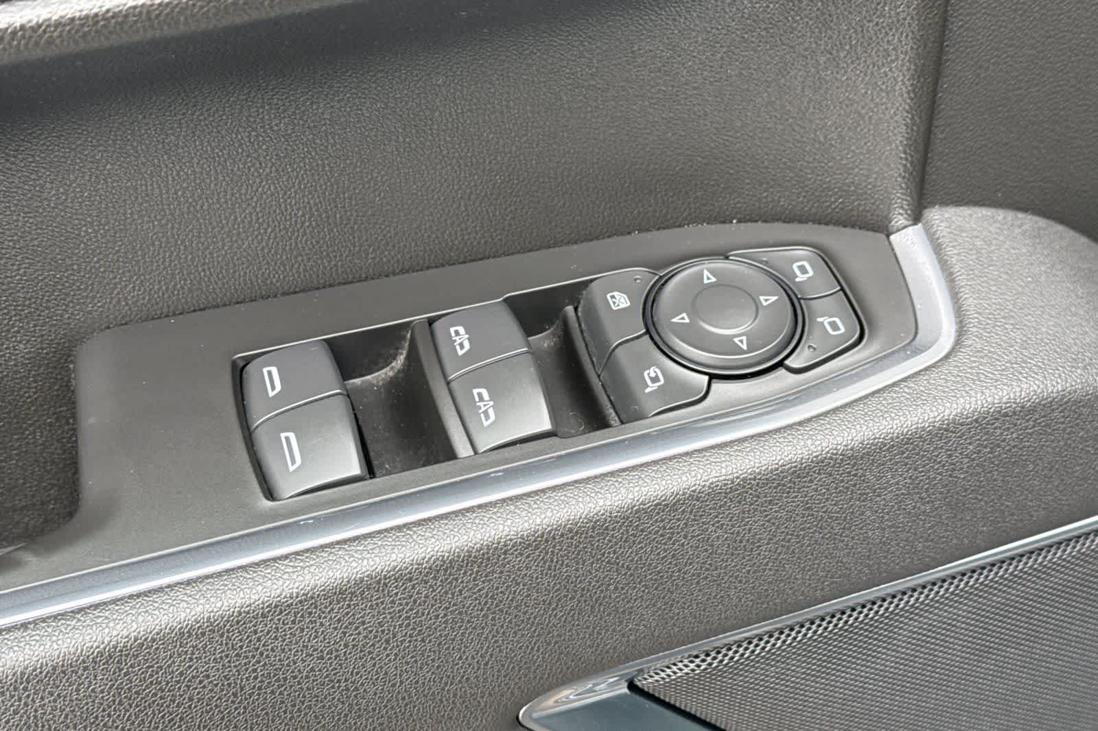 Thumbnail: 2025 GMC Sierra 1500 - 13