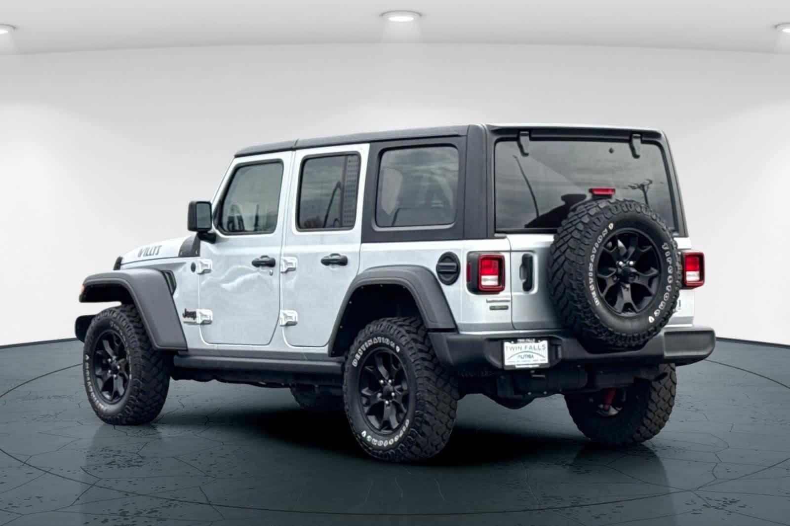 Thumbnail: 2022 Jeep Wrangler - 8