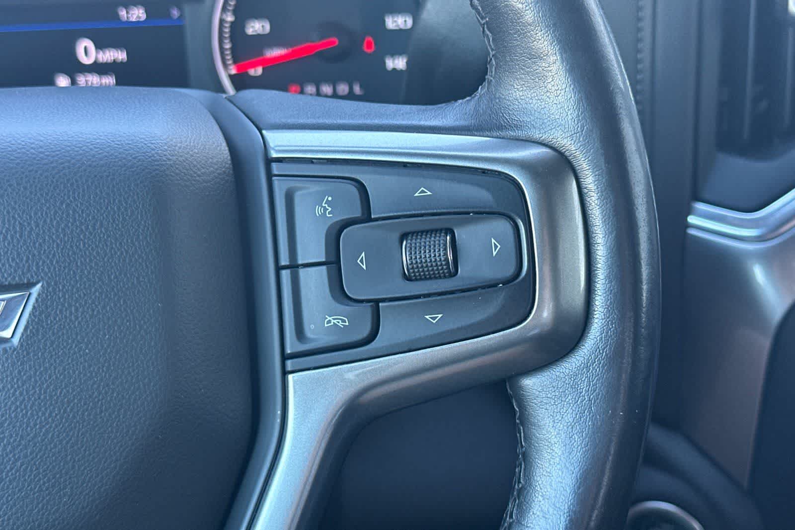 Thumbnail: 2021 Chevrolet Silverado 1500 - 25