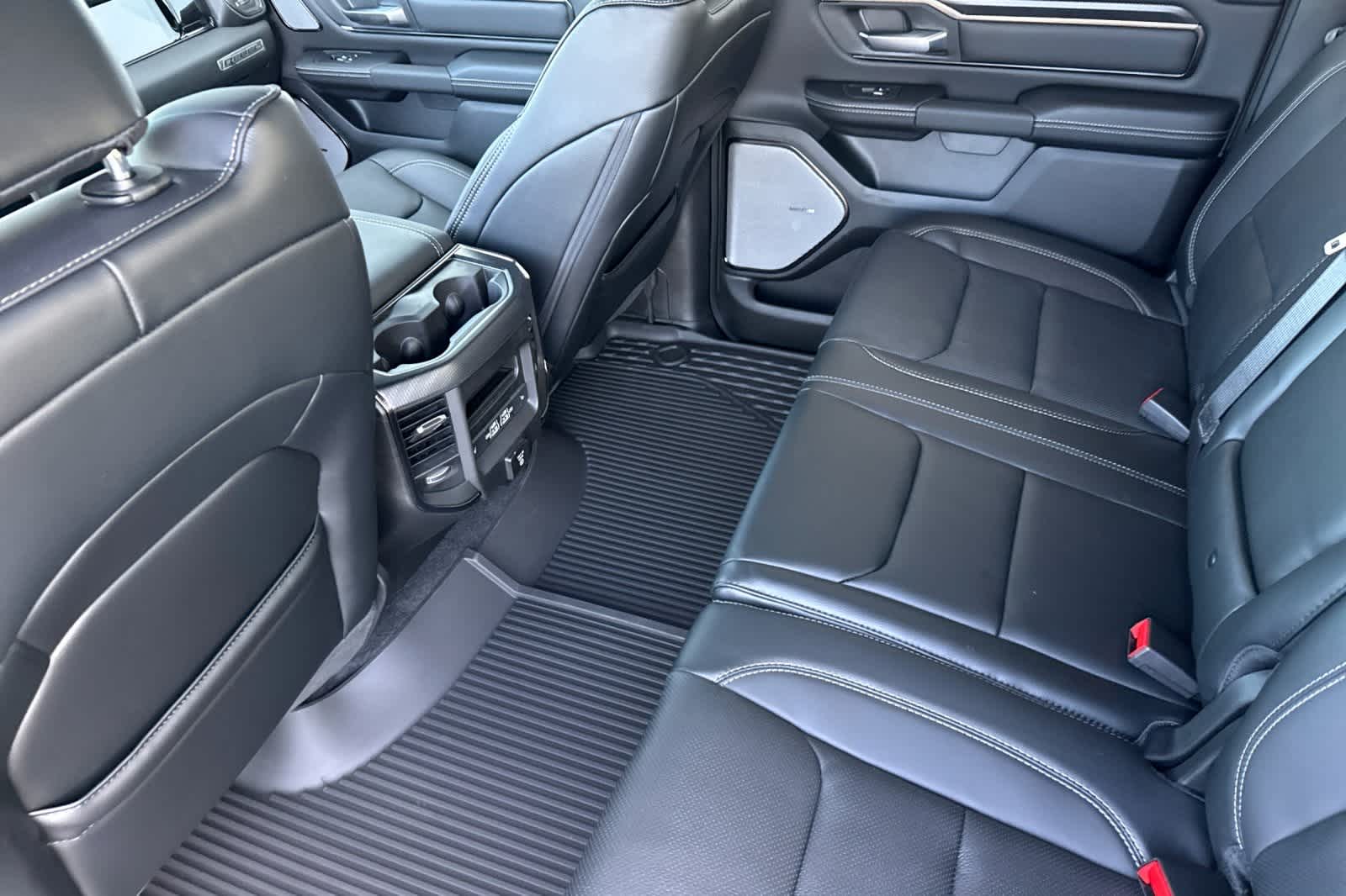 Thumbnail: 2026 RAM 1500 - 4