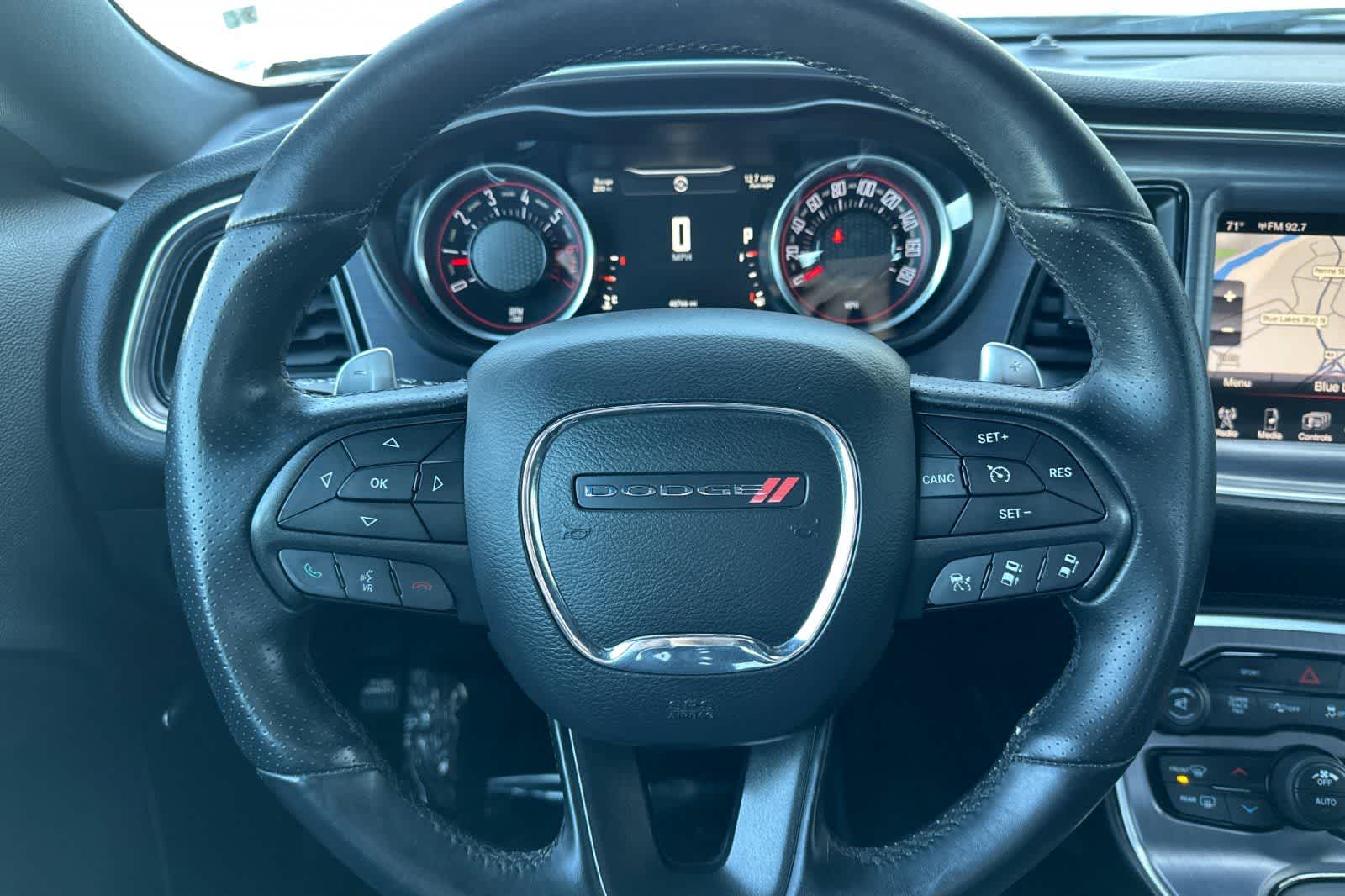 Thumbnail: 2016 Dodge Challenger - 25