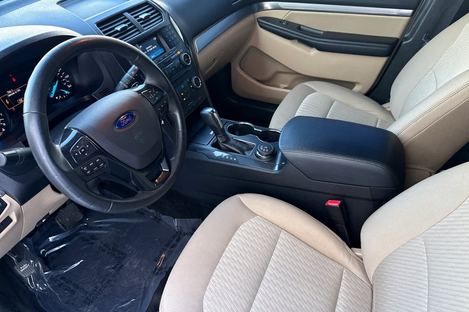 Thumbnail: 2017 Ford Explorer - 11