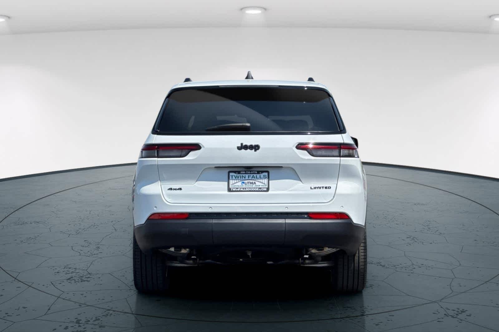 Thumbnail: 2025 Jeep Grand Cherokee - 7