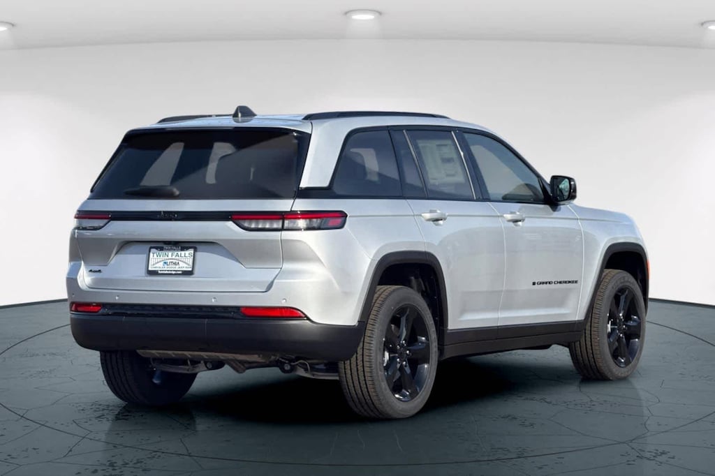 New 2025 Jeep Grand Cherokee ALTITUDE X 4X4 Sport Utility