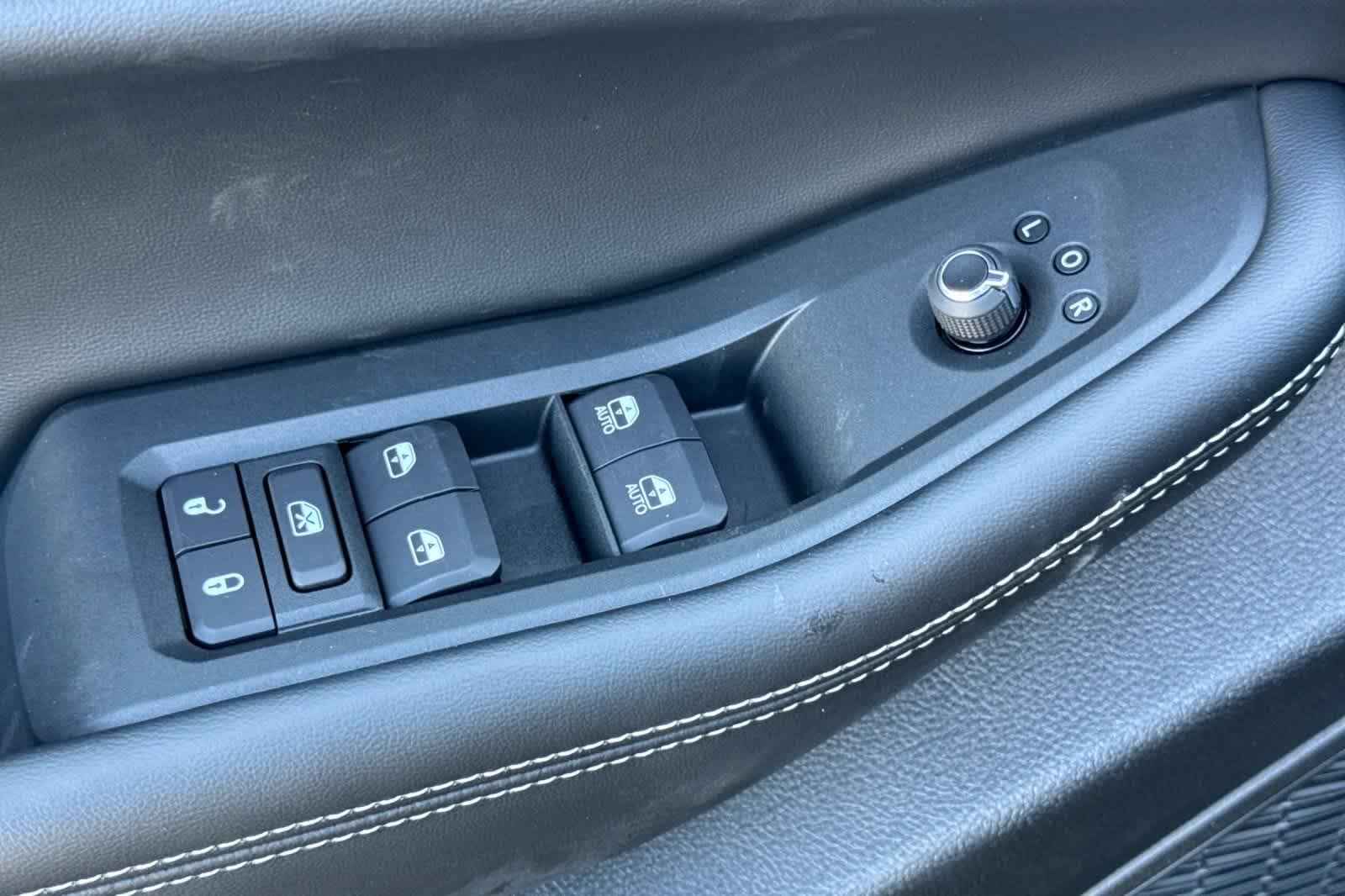 Thumbnail: 2025 Jeep Grand Cherokee - 13