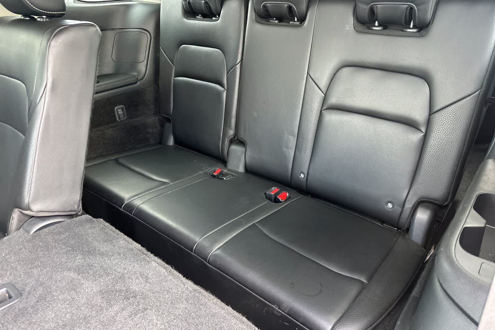 Thumbnail: 2023 Nissan Pathfinder - 16