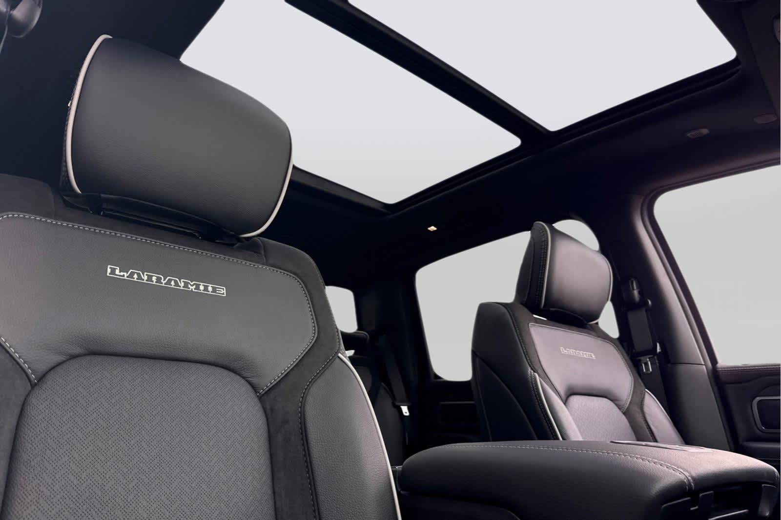 Thumbnail: 2026 RAM 1500 - 17