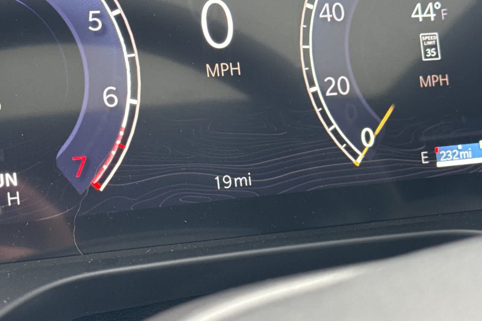 Thumbnail: 2026 Jeep Grand Cherokee - 30