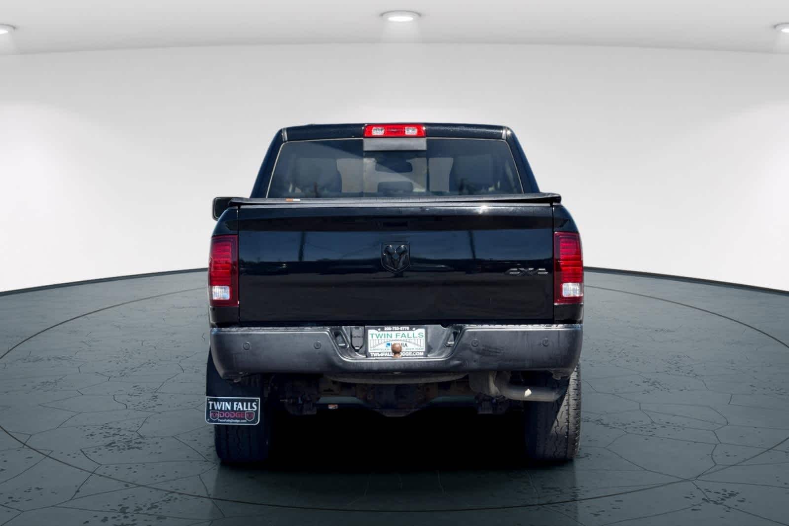 Thumbnail: 2019 RAM 1500 Classic - 7