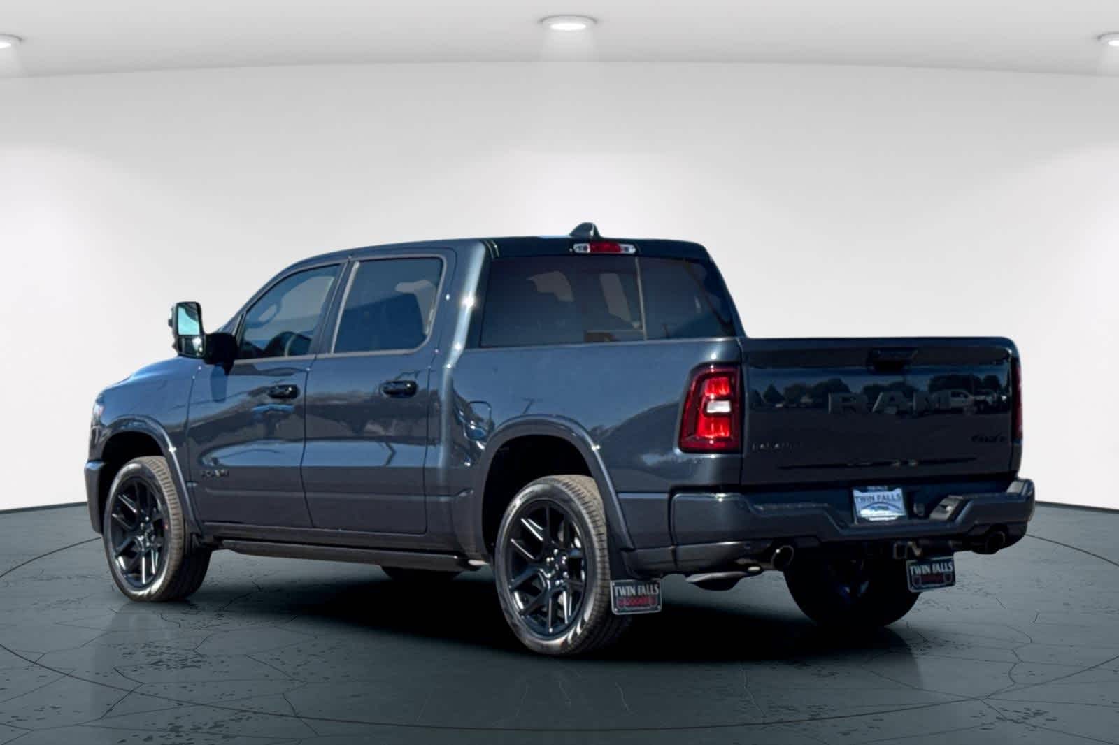 Thumbnail: 2026 RAM 1500 - 8