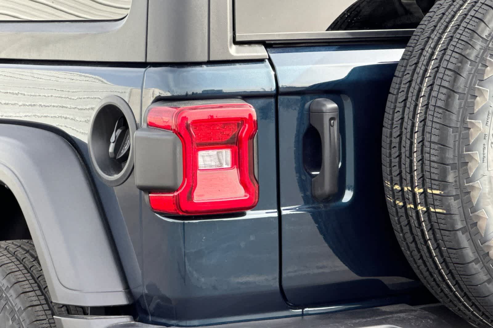 Thumbnail: 2025 Jeep Wrangler - 31
