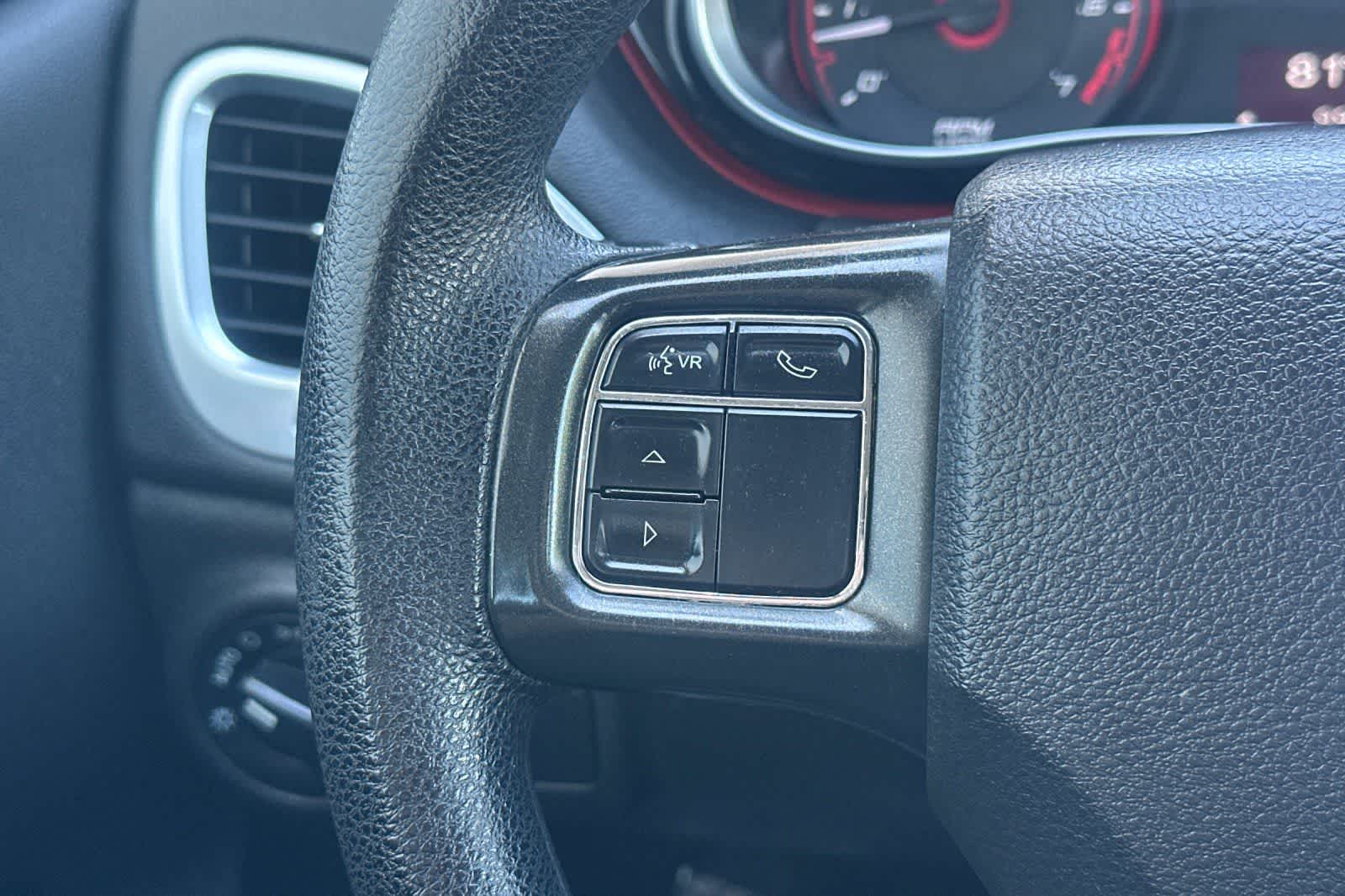 Thumbnail: 2014 Dodge Dart - 22