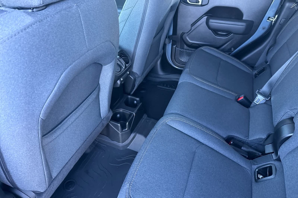 New 2026 Jeep Gladiator WILLYS 4X4 Pickup