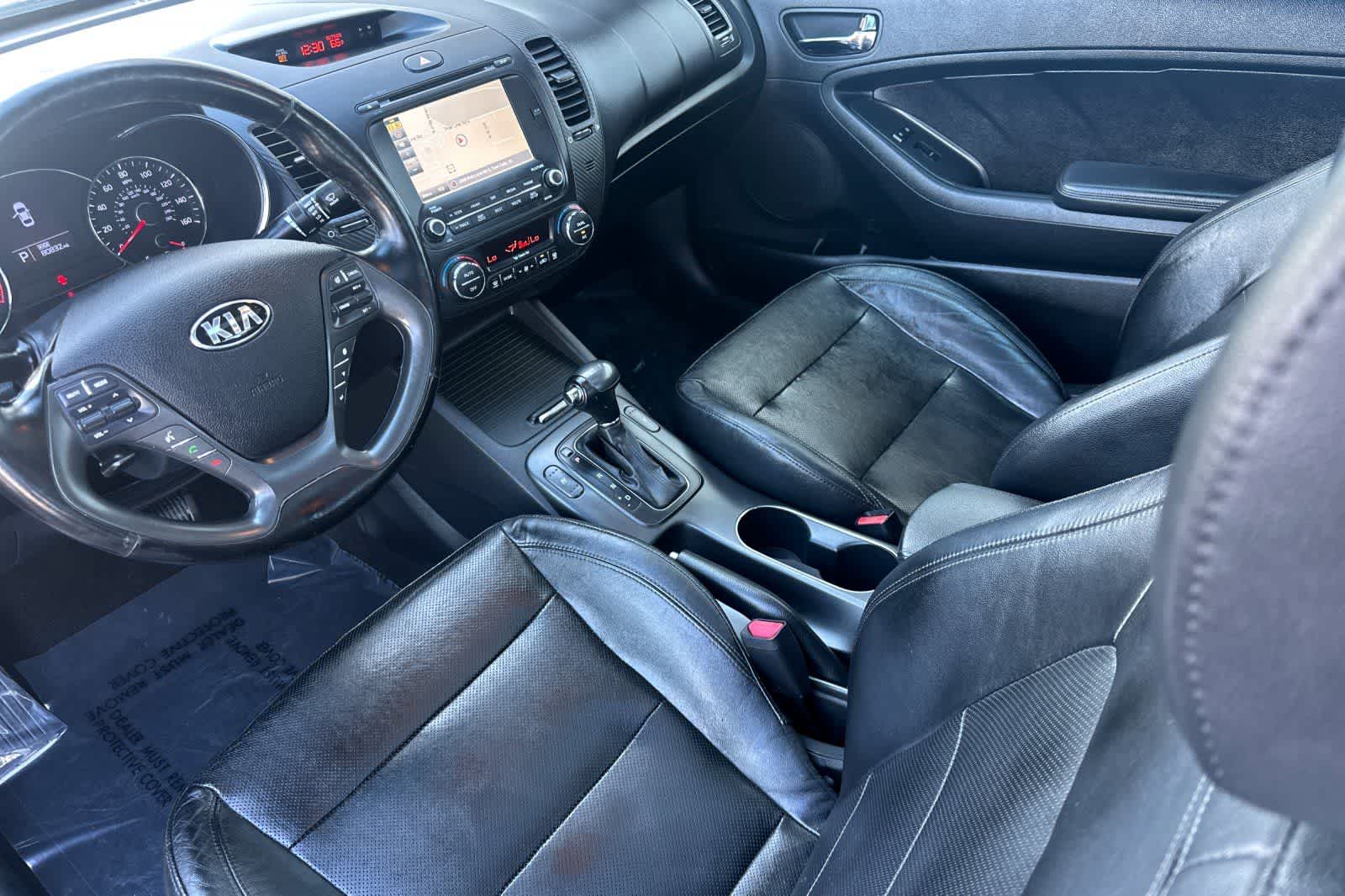 Thumbnail: 2016 Kia Forte - 11