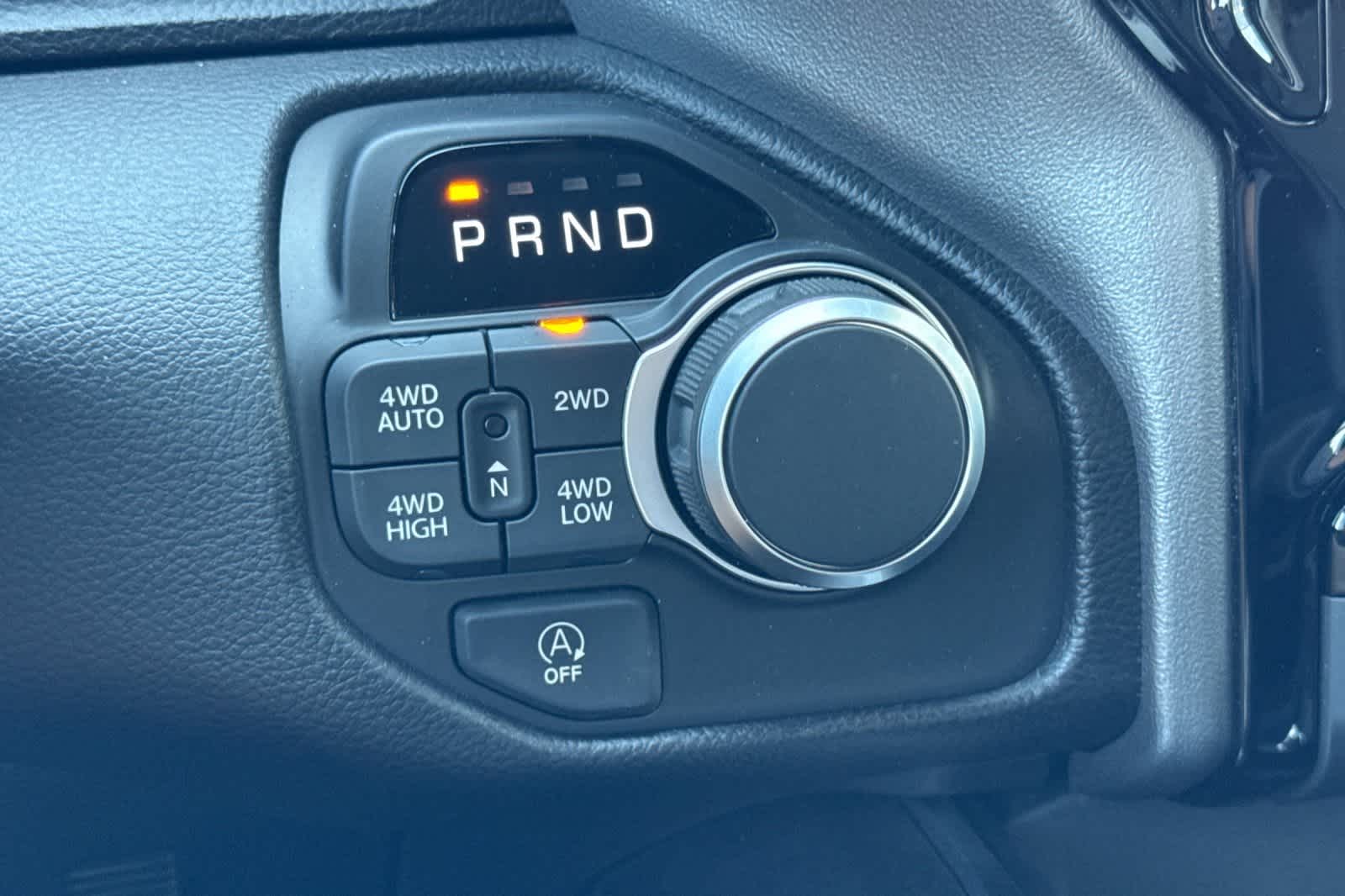 Thumbnail: 2025 RAM 1500 - 23