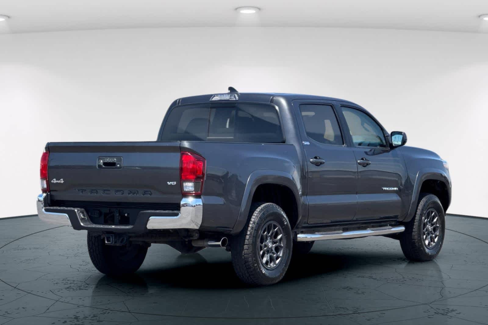 Thumbnail: 2018 Toyota Tacoma - 2