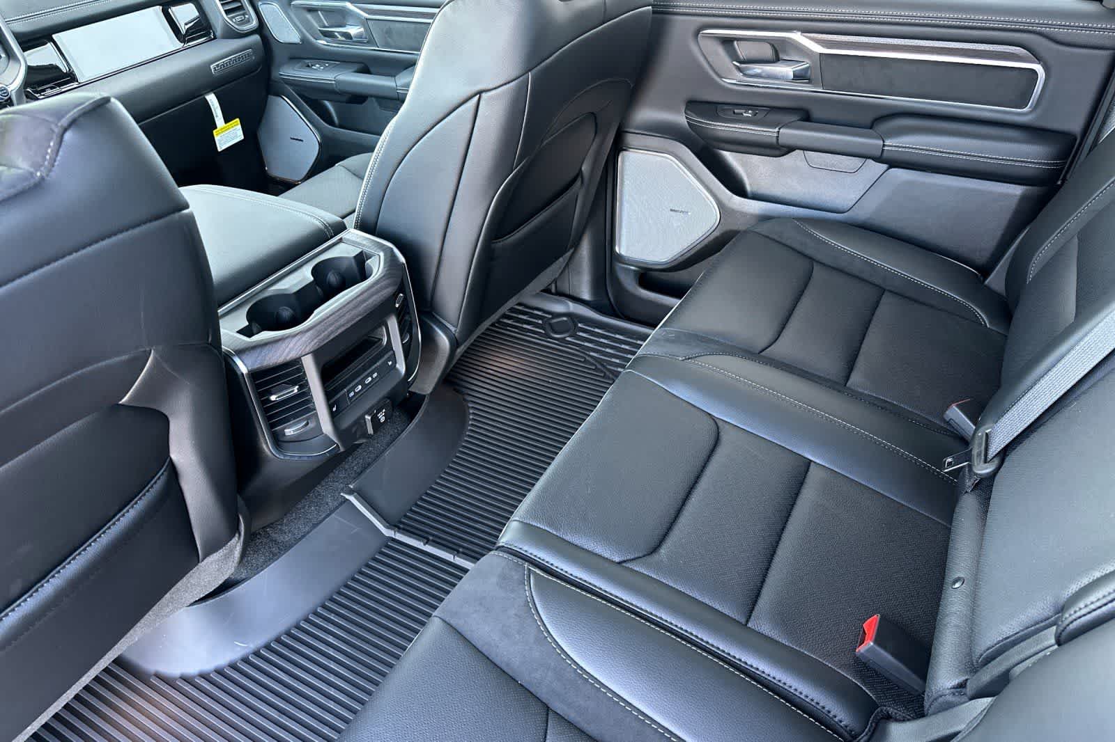 Thumbnail: 2026 RAM 1500 - 4