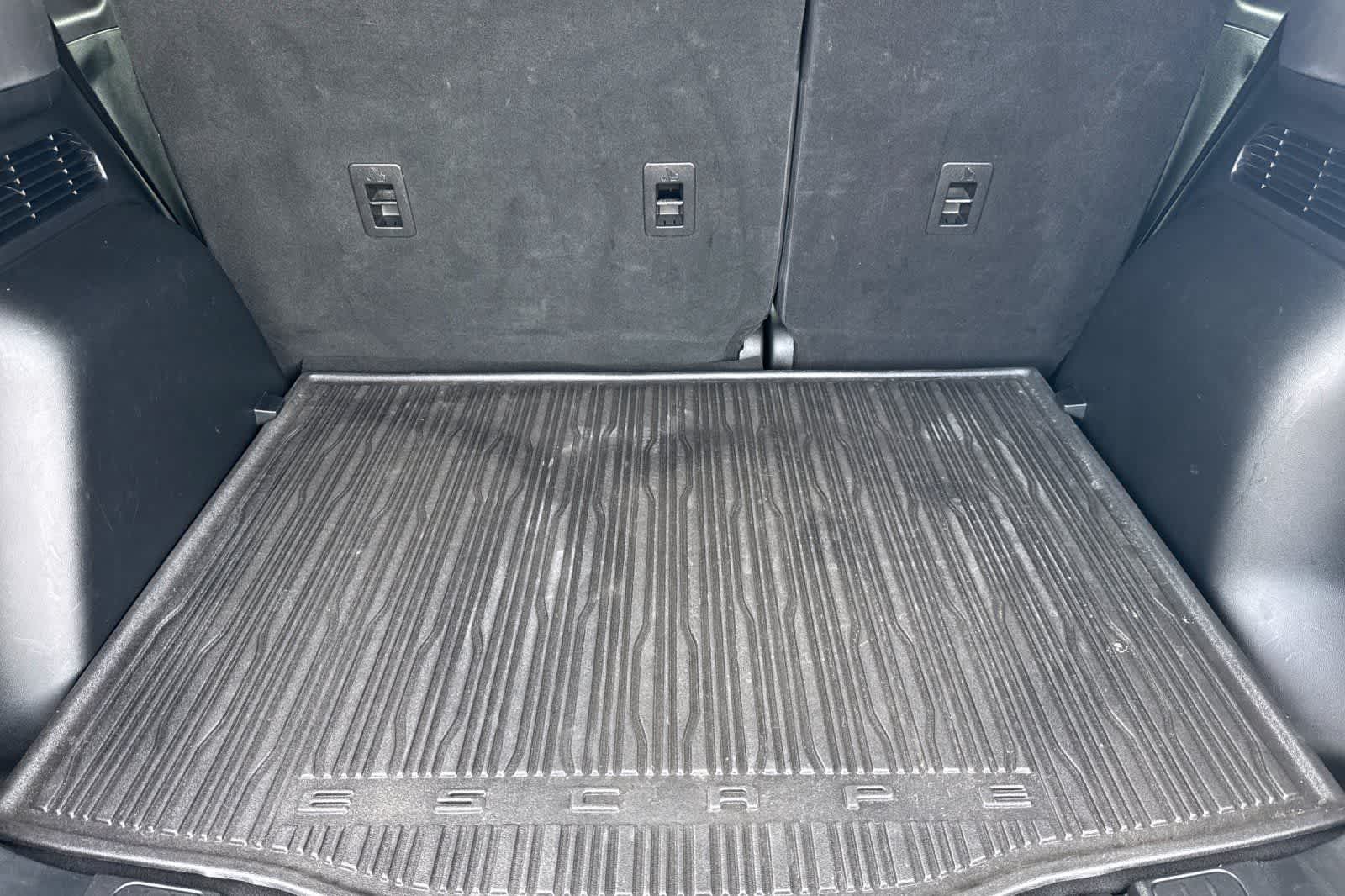 Thumbnail: 2023 Ford Escape - 16