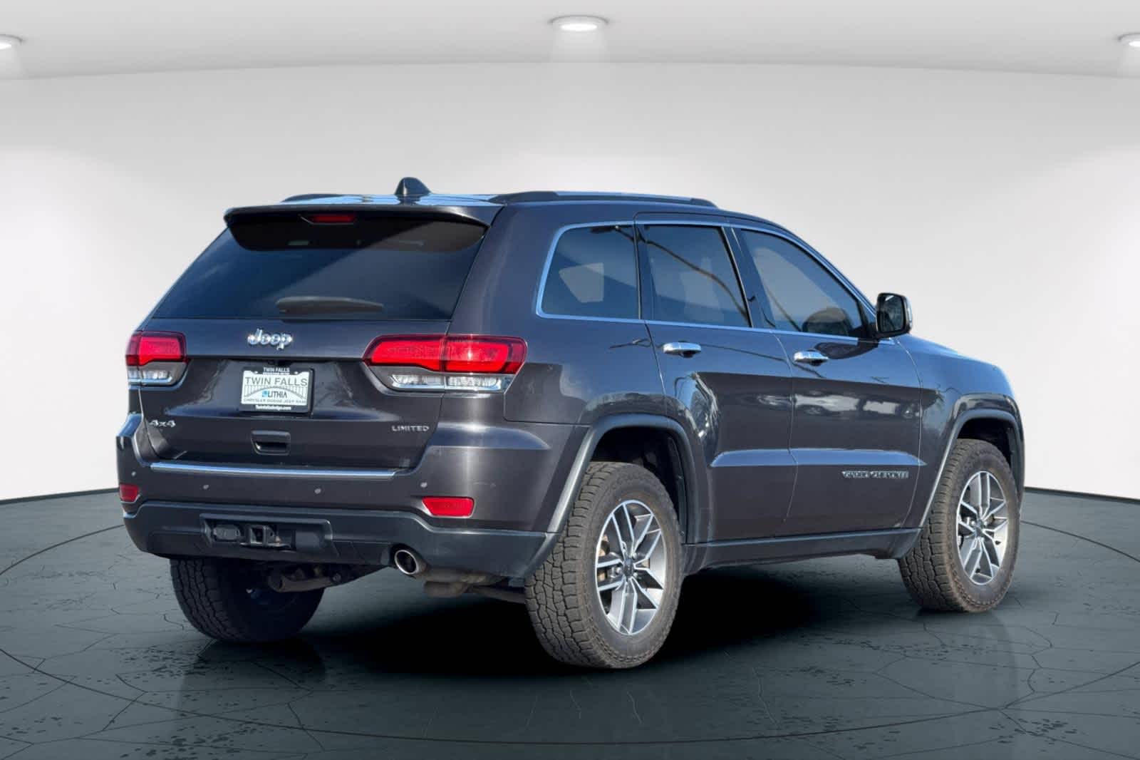 Thumbnail: 2020 Jeep Grand Cherokee - 2