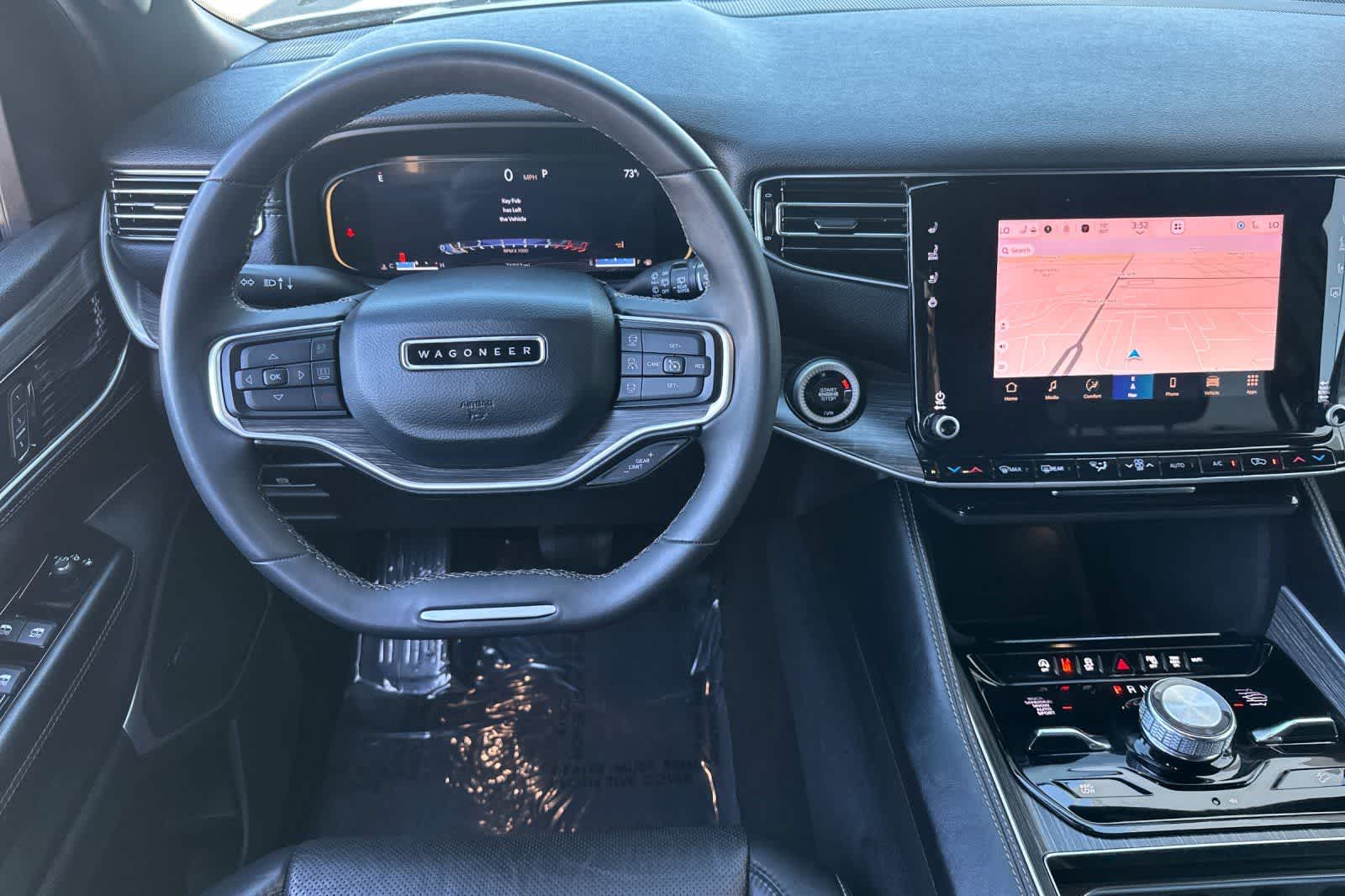 Thumbnail: 2023 Jeep Wagoneer - 14