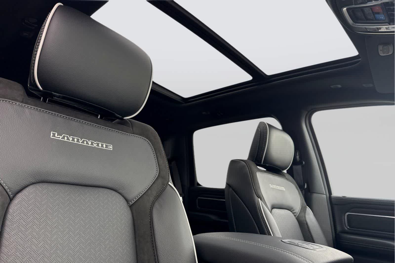 Thumbnail: 2026 RAM 1500 - 17