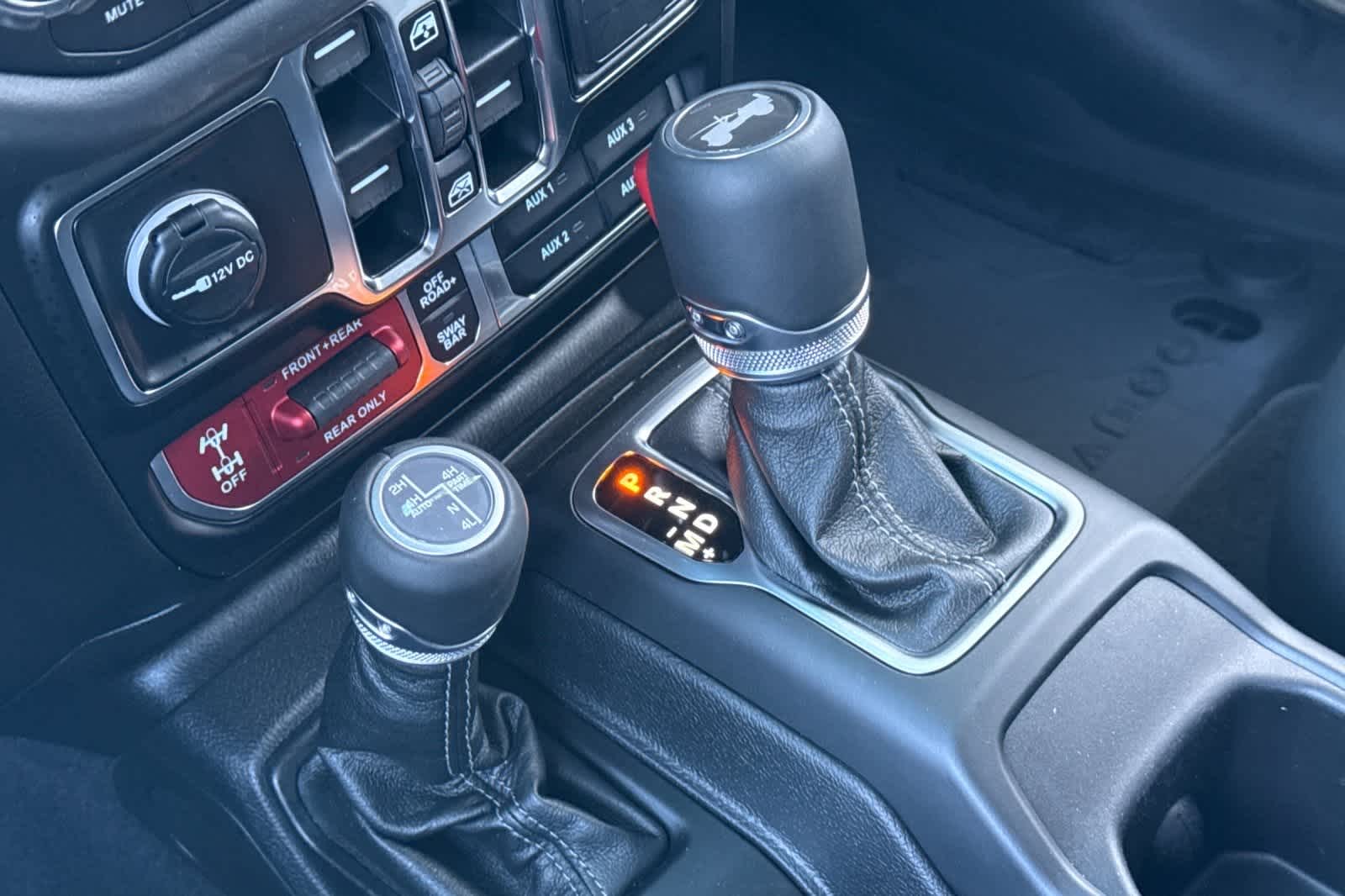 Thumbnail: 2026 Jeep Wrangler - 24