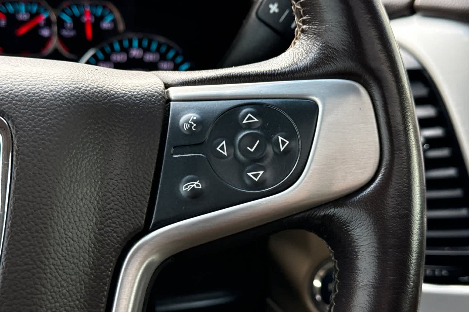 Thumbnail: 2020 GMC Yukon - 30