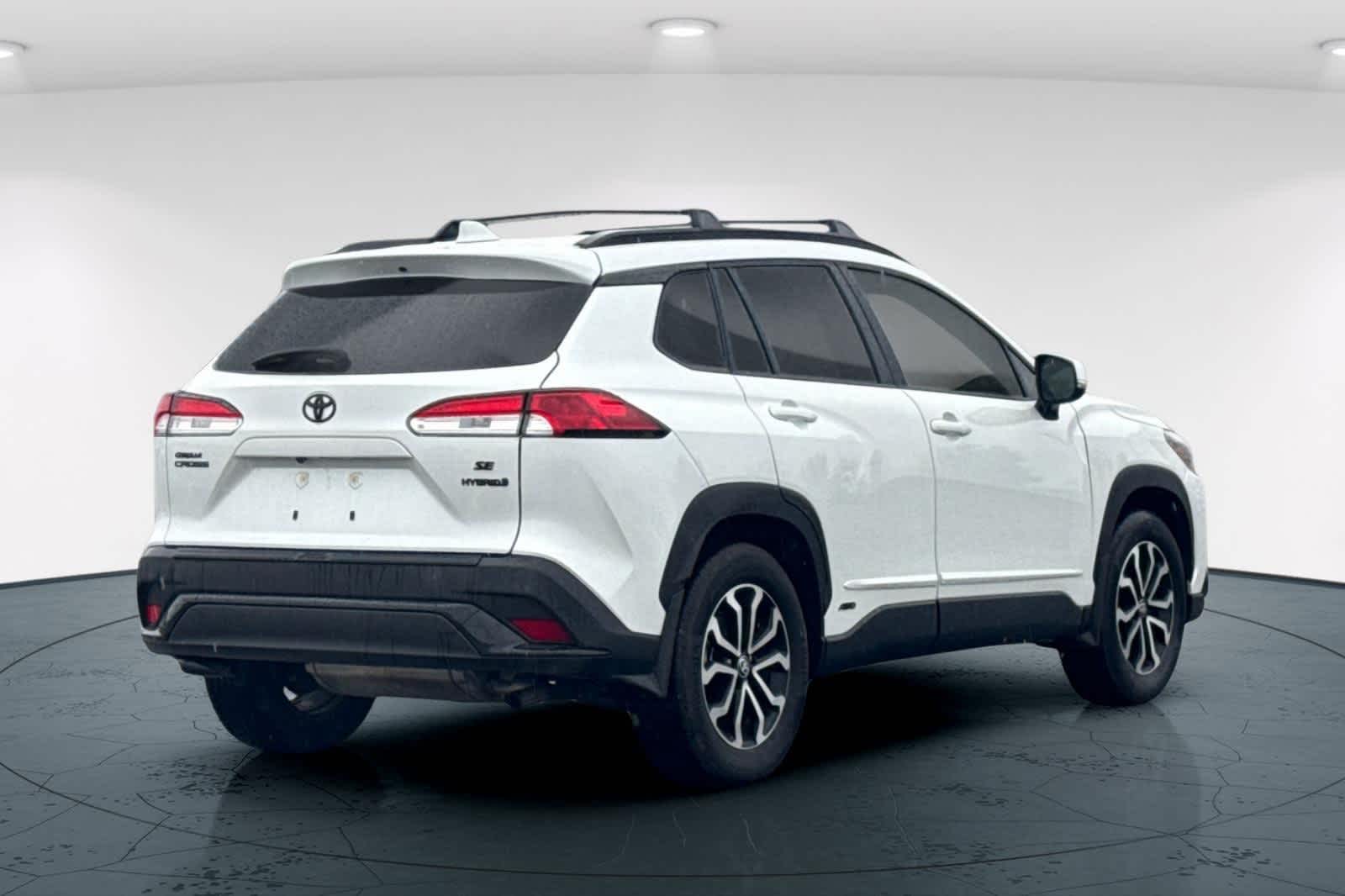 Thumbnail: 2024 Toyota Corolla Cross - 2