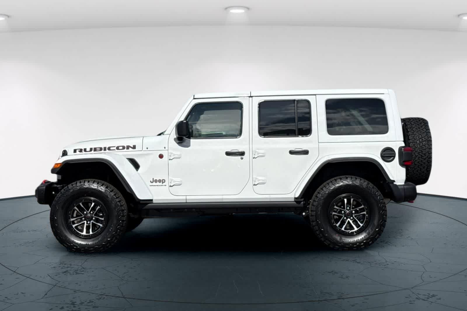 Thumbnail: 2026 Jeep Wrangler - 9