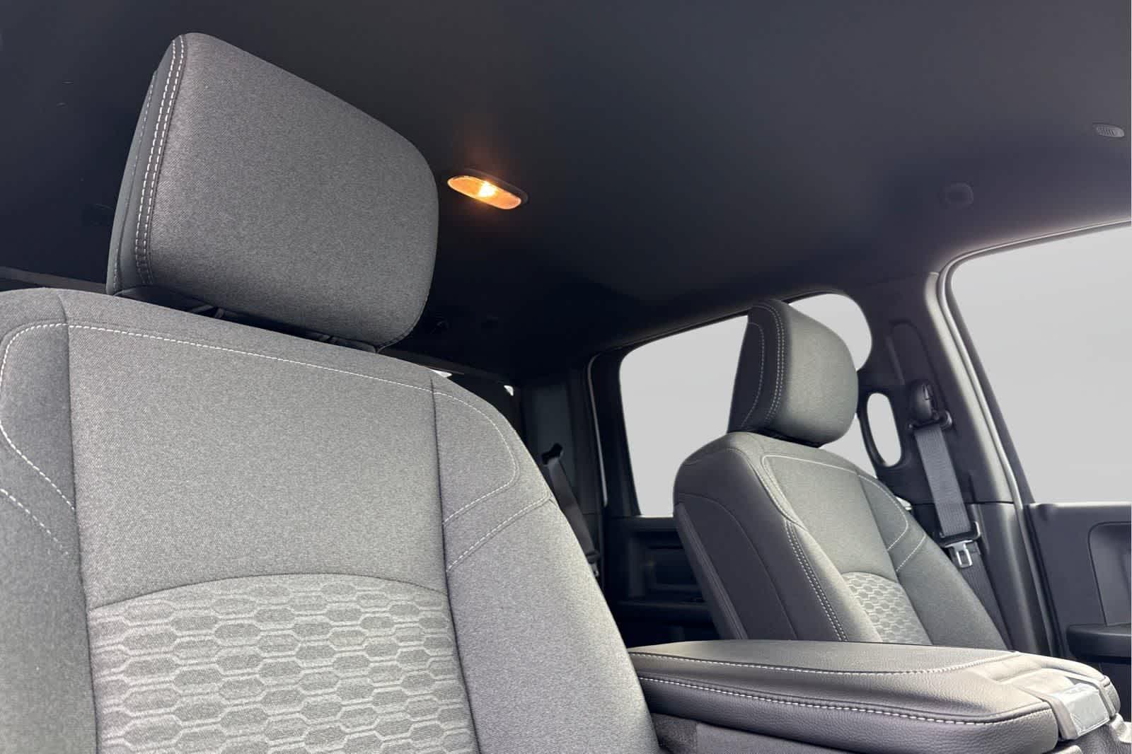 2026 RAM 2500 Tradesman - Photo 17