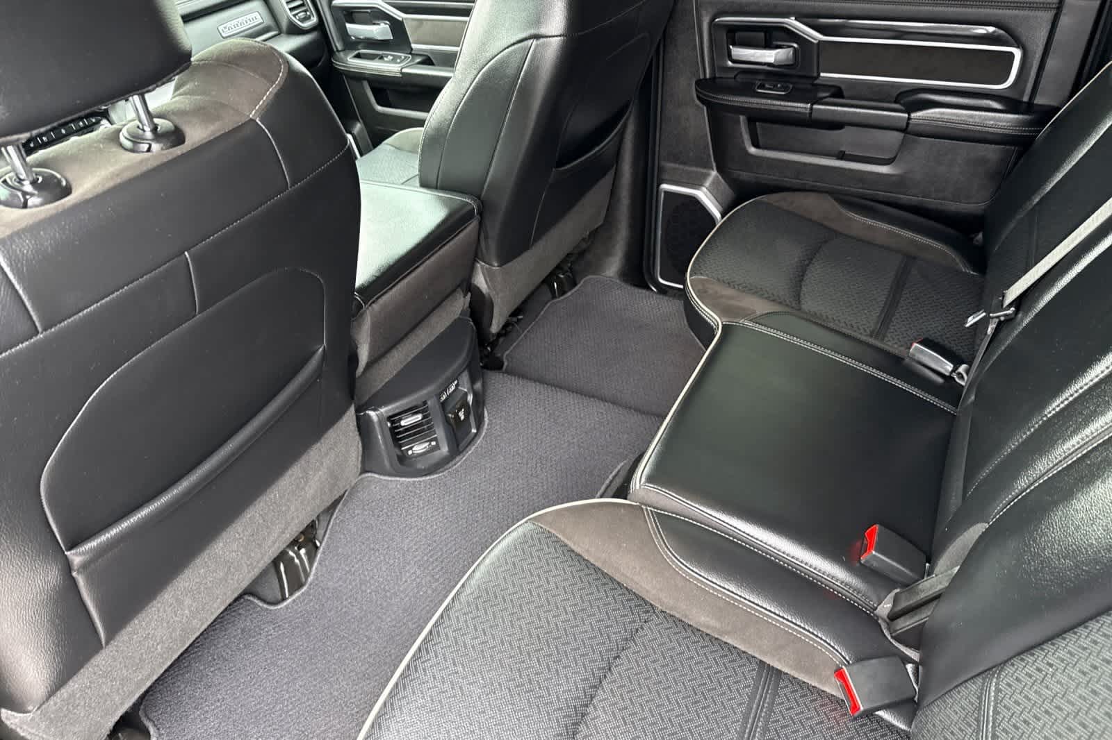 2022 Ram 2500 Laramie photo 4