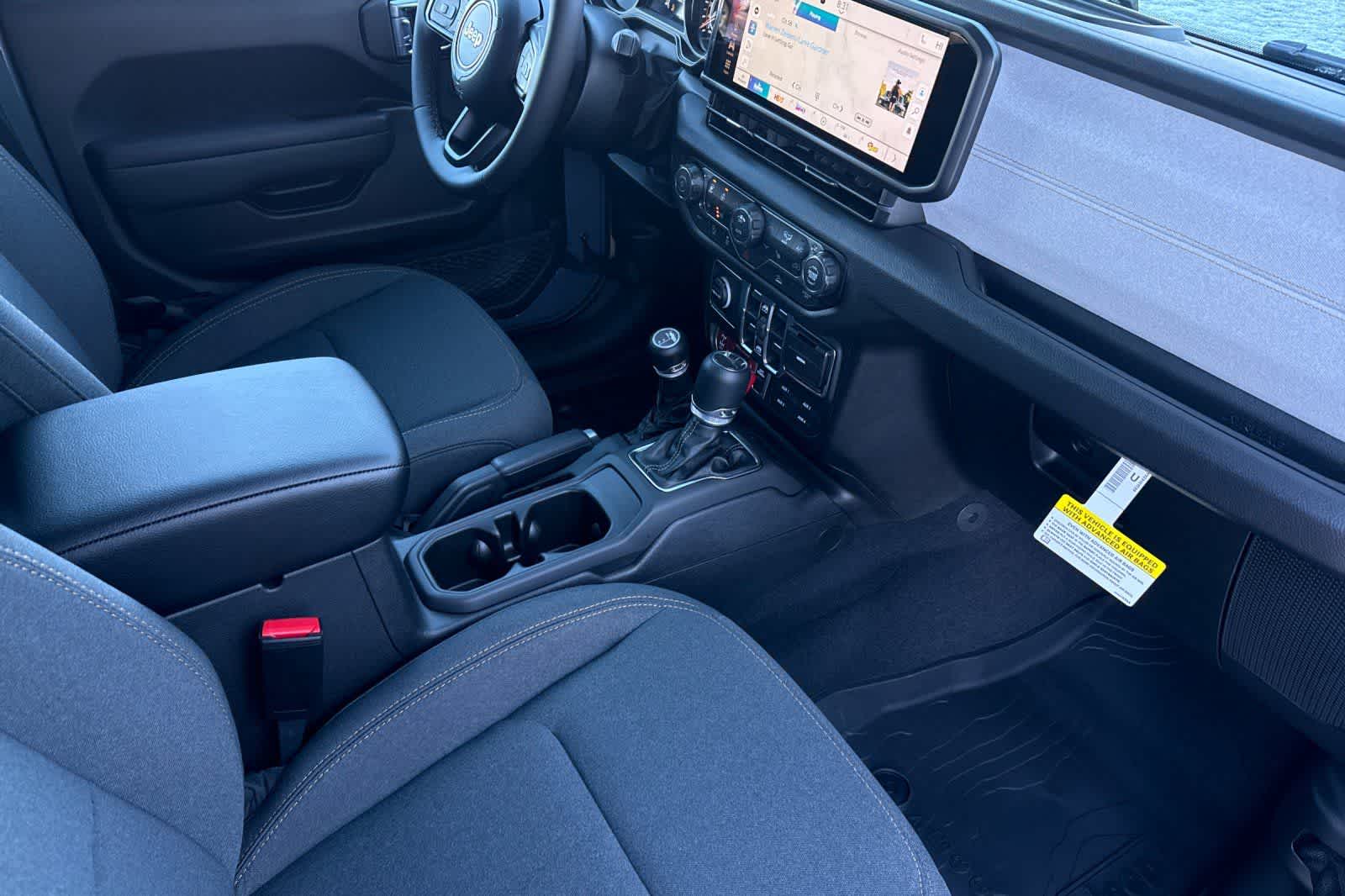 Thumbnail: 2026 Jeep Gladiator - 16