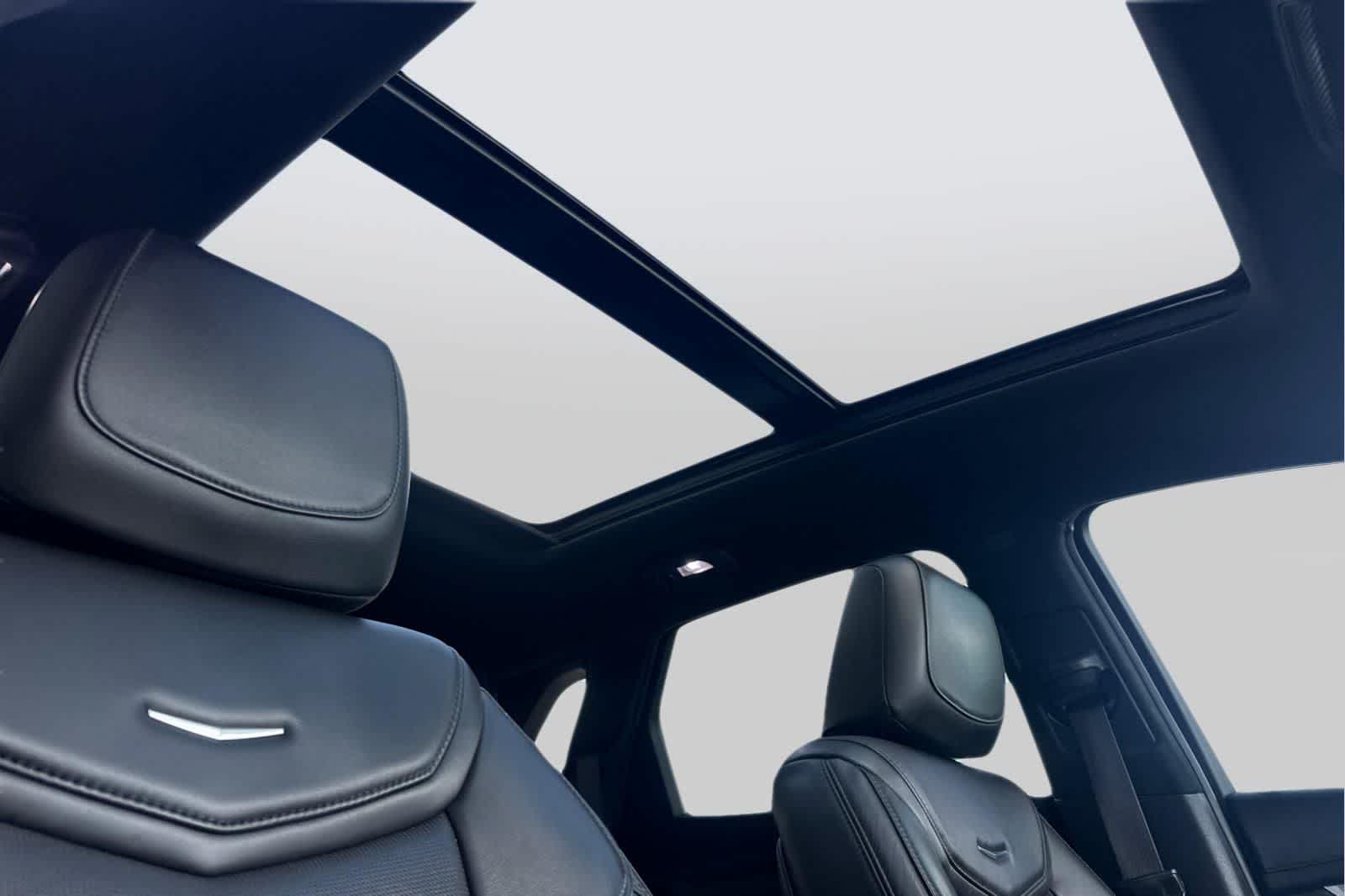 Thumbnail: 2017 Cadillac XT5 - 18