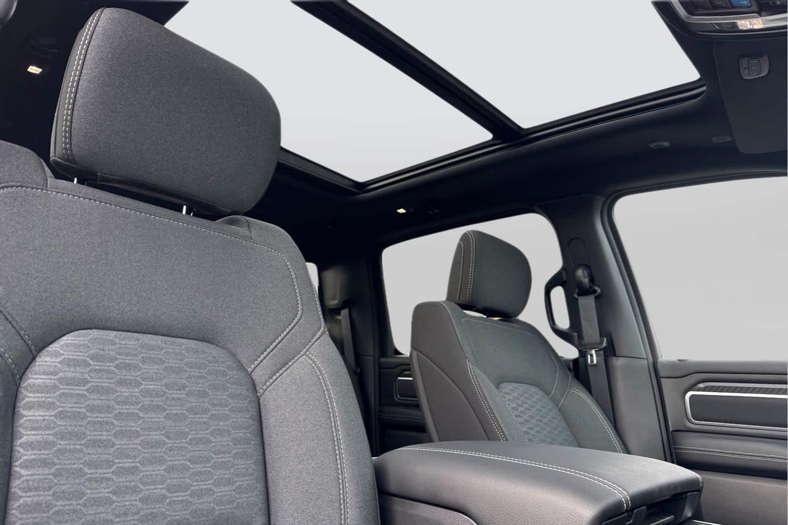 Thumbnail: 2026 RAM 1500 - 17