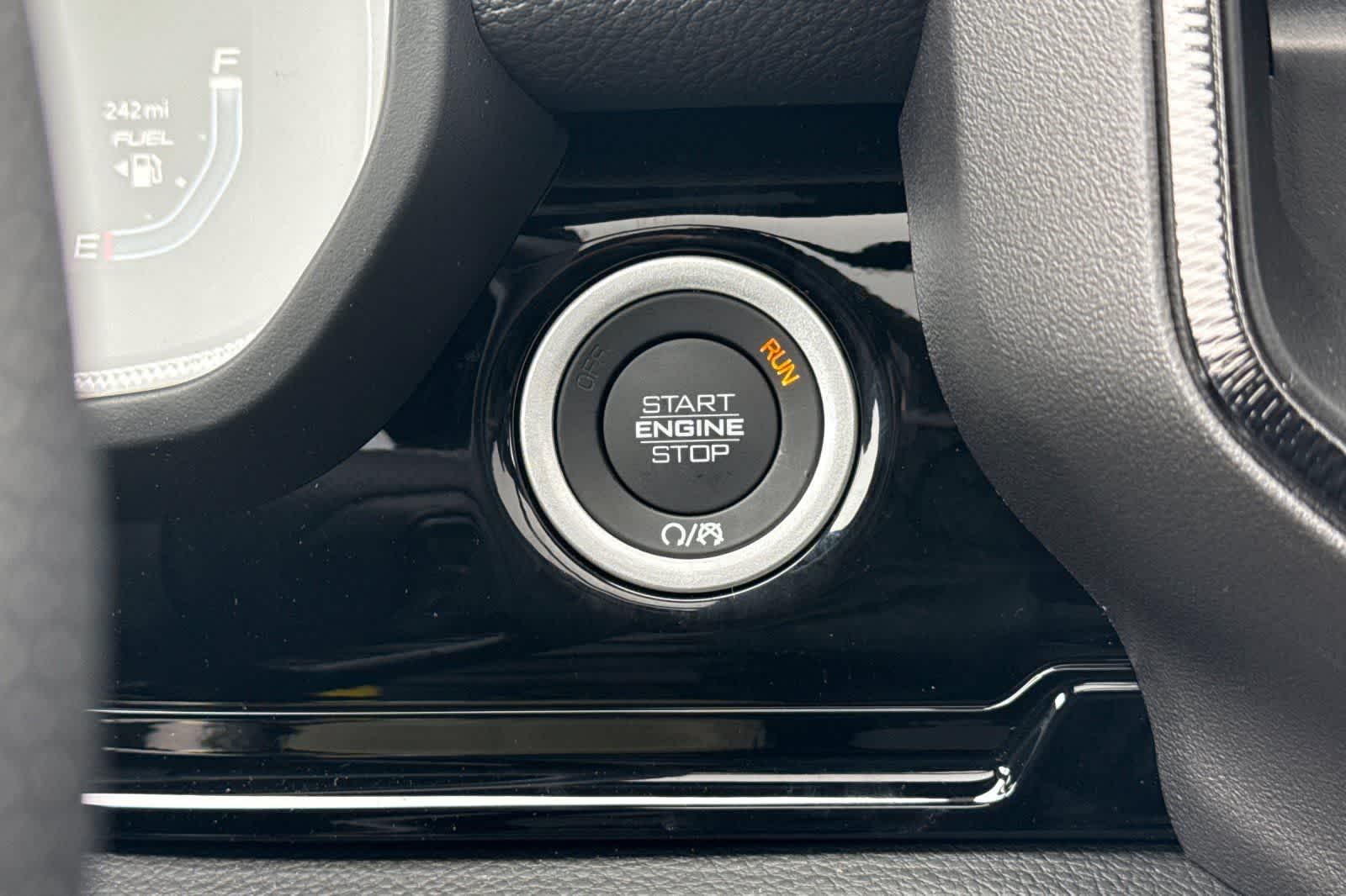 Thumbnail: 2026 RAM 1500 - 24