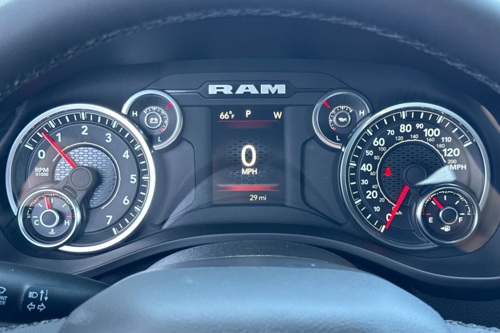 Thumbnail: 2025 RAM 1500 - 27