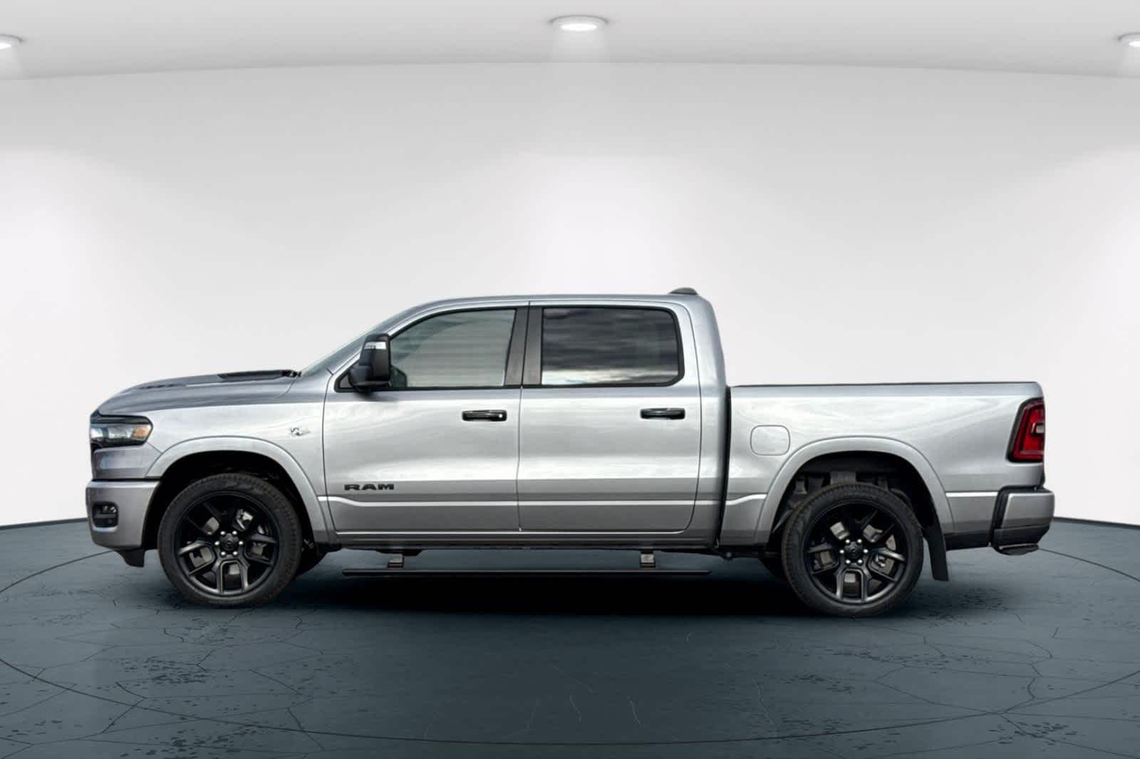 Thumbnail: 2026 RAM 1500 - 9