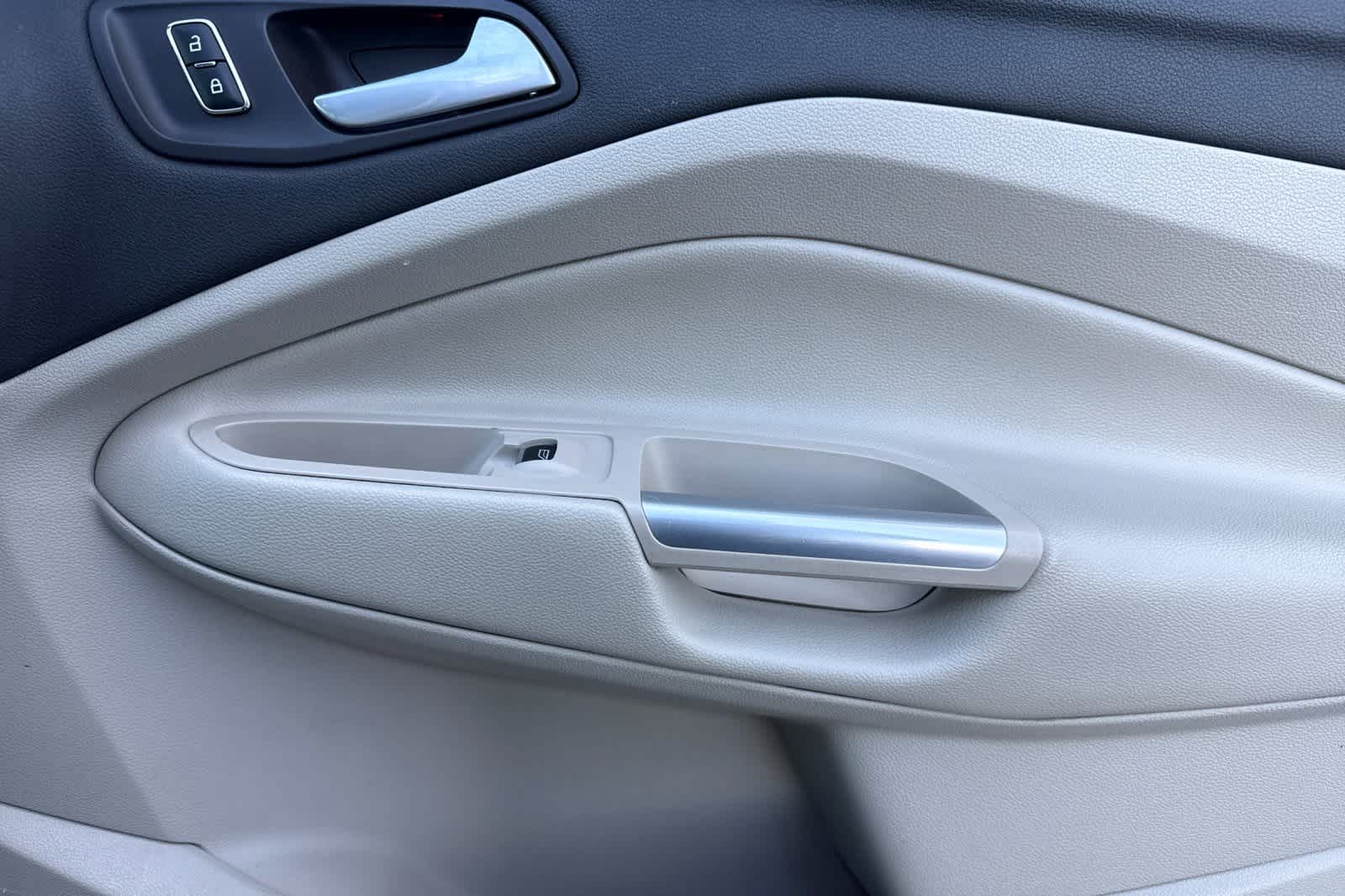 Thumbnail: 2013 Ford C-Max - 19