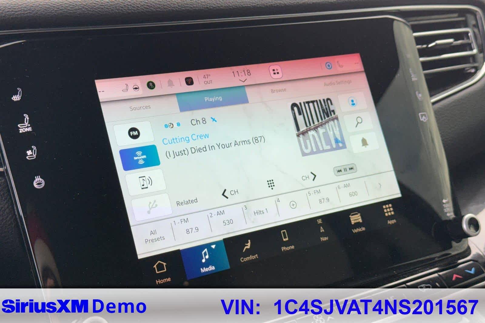 Thumbnail: 2022 Jeep Wagoneer - 34